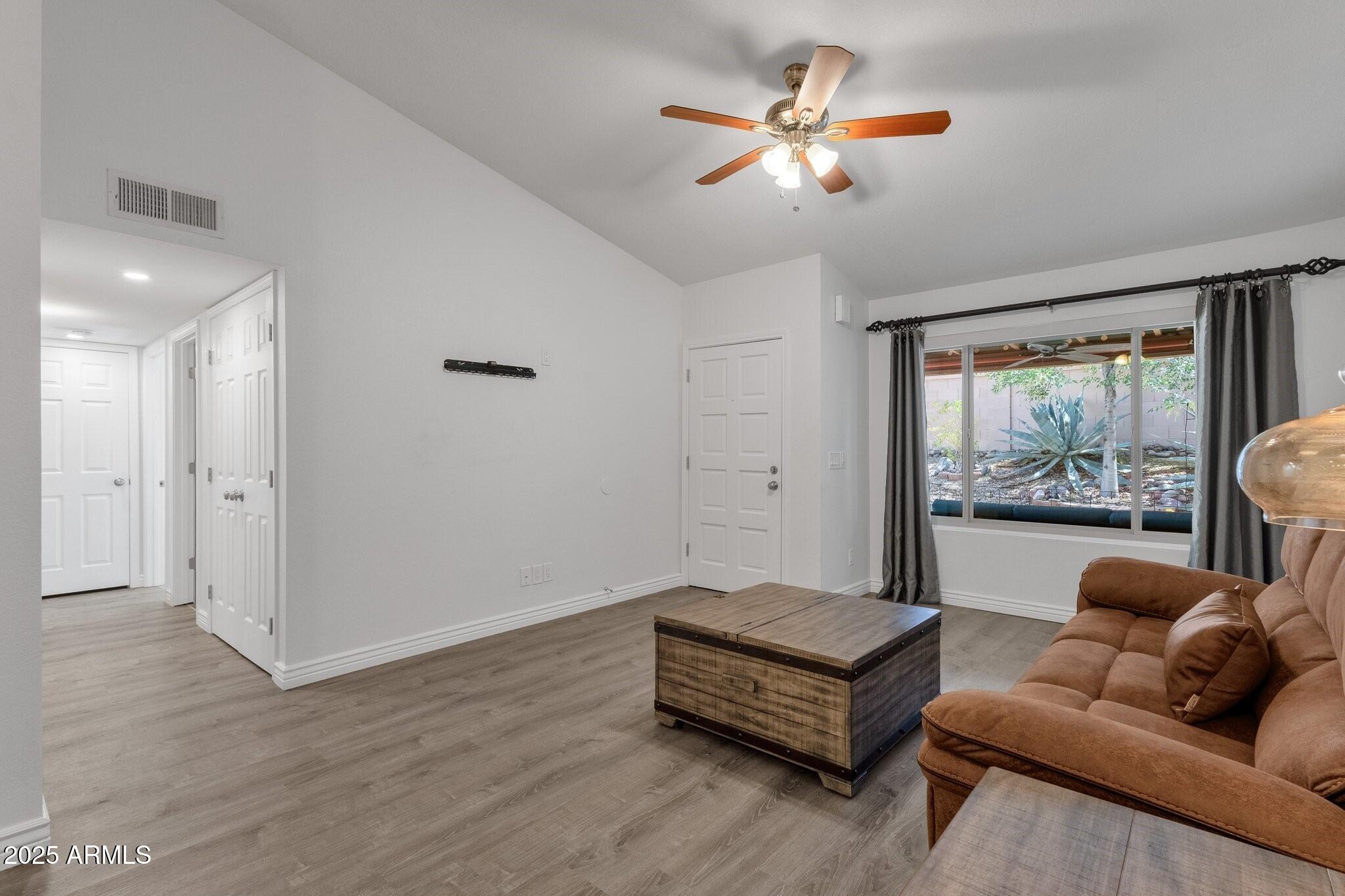 13636 N HAMILTON Drive 101