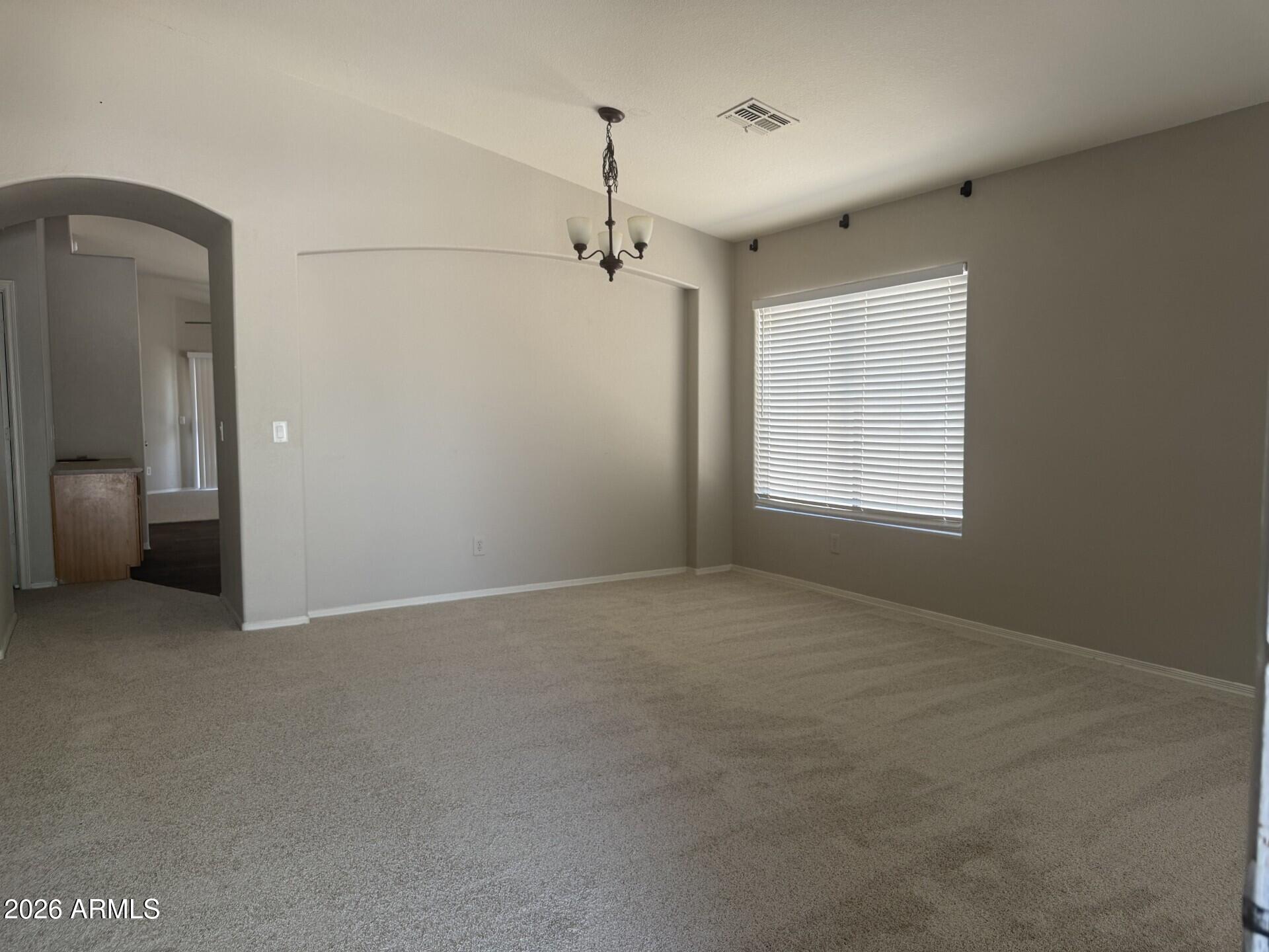 3919 E Longhorn Drive