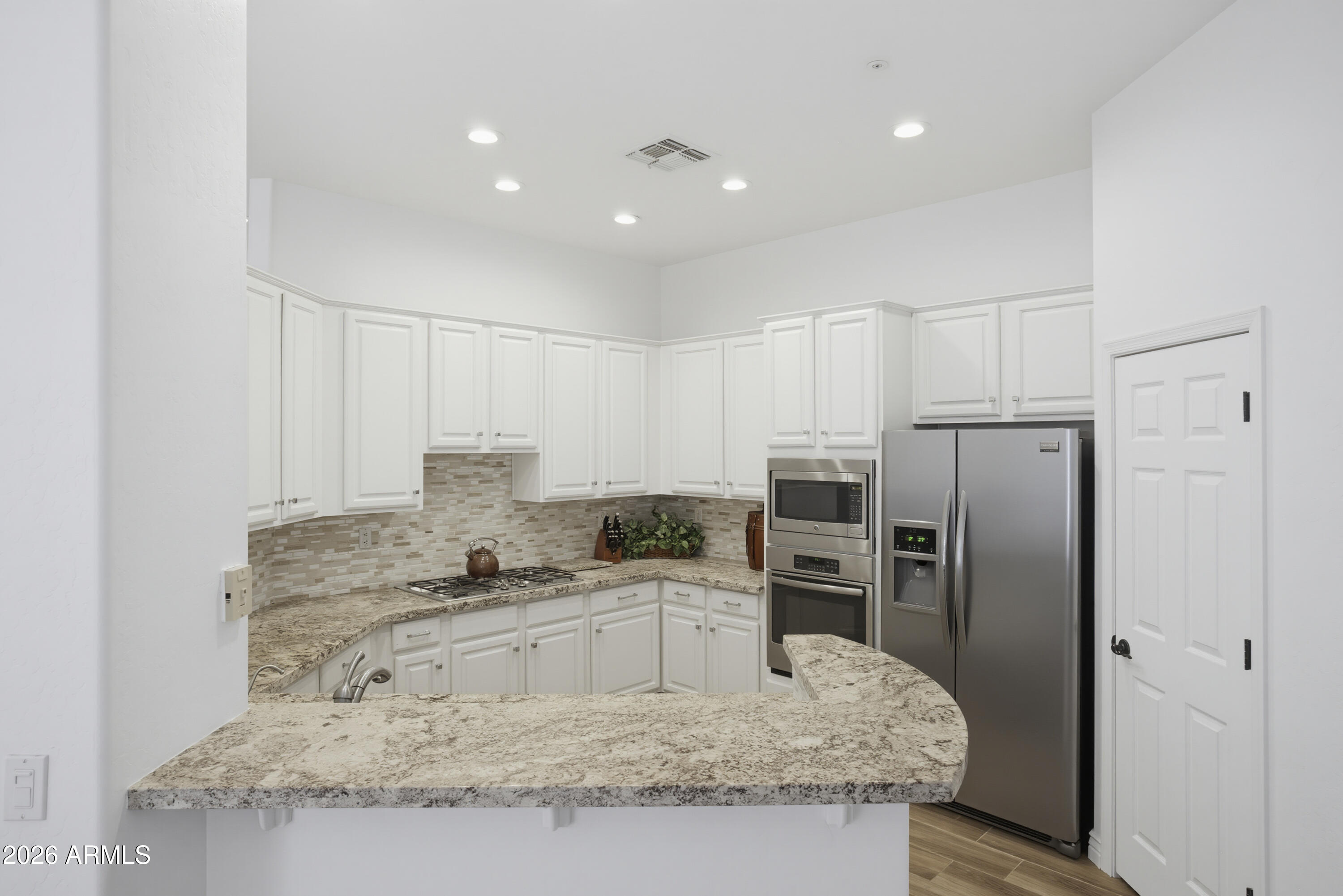 9031 N BROKEN BOW --