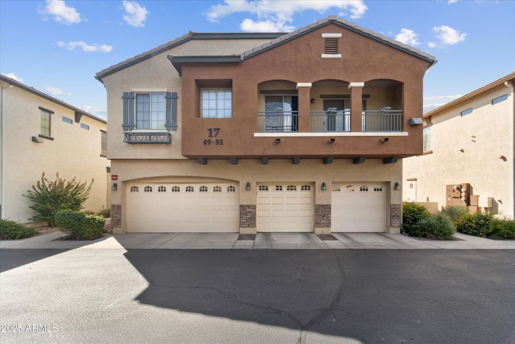 Photo of 2727 N Price Road #50, Chandler, AZ 85224 (MLS # 6931211)