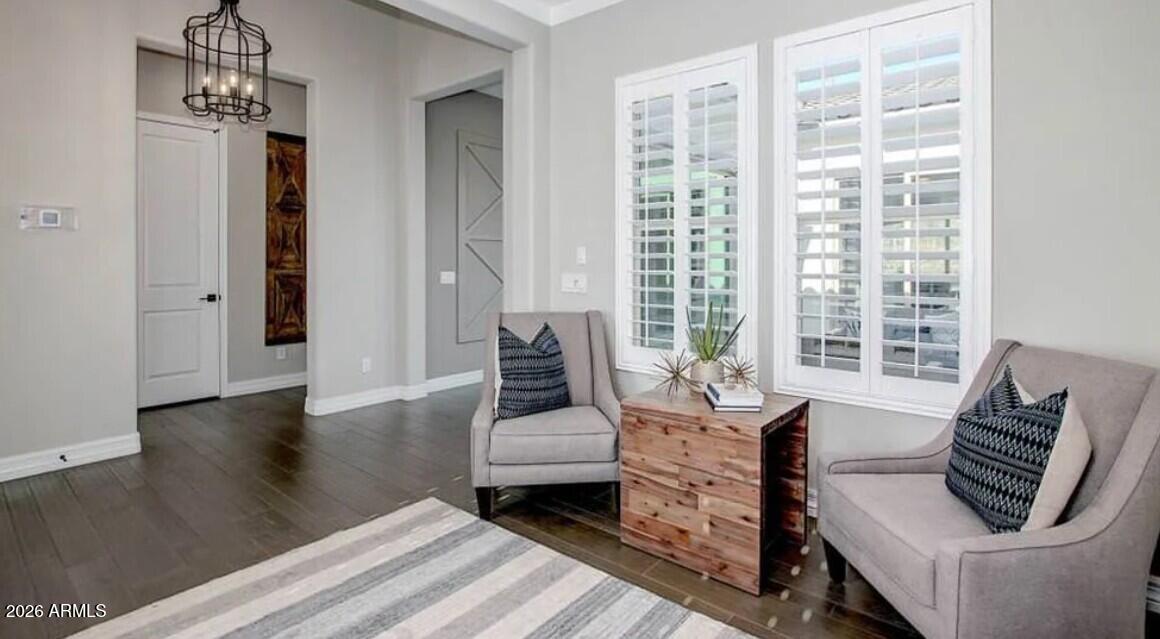 20930 W PASADENA Avenue