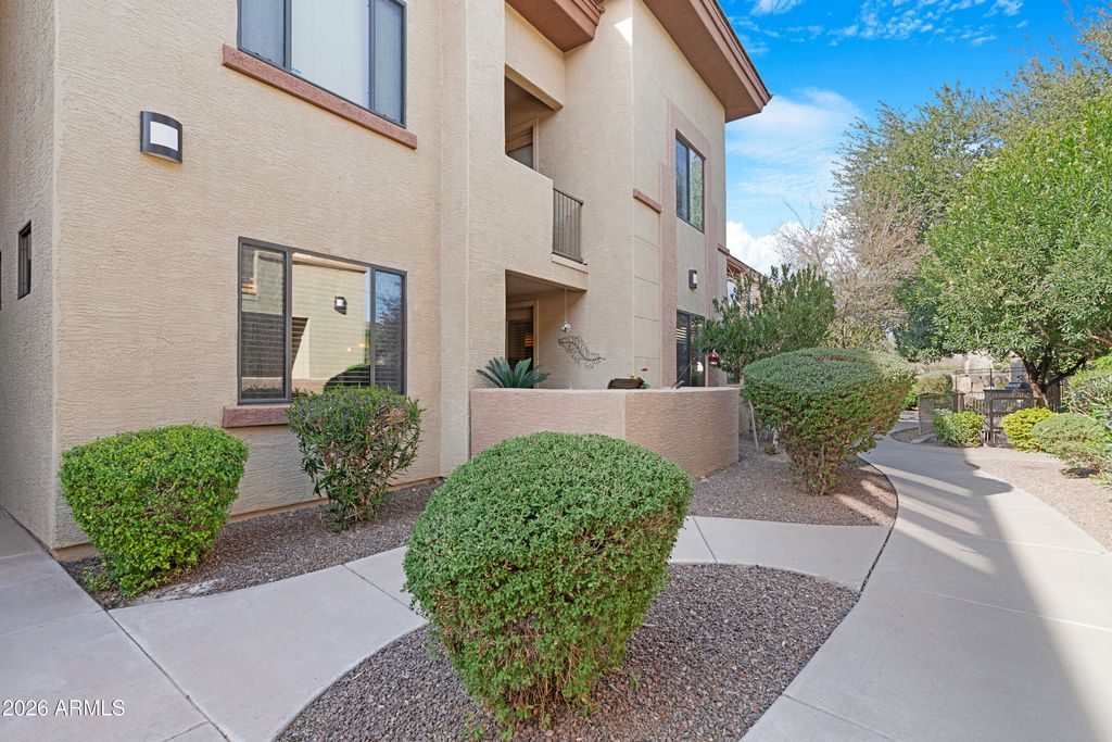 Photo of 3330 S Gilbert Road #1028, Chandler, AZ 85286 (MLS # 6977330)