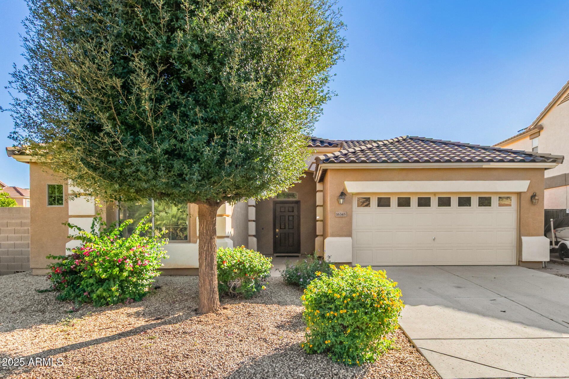 16345 W SIERRA Street