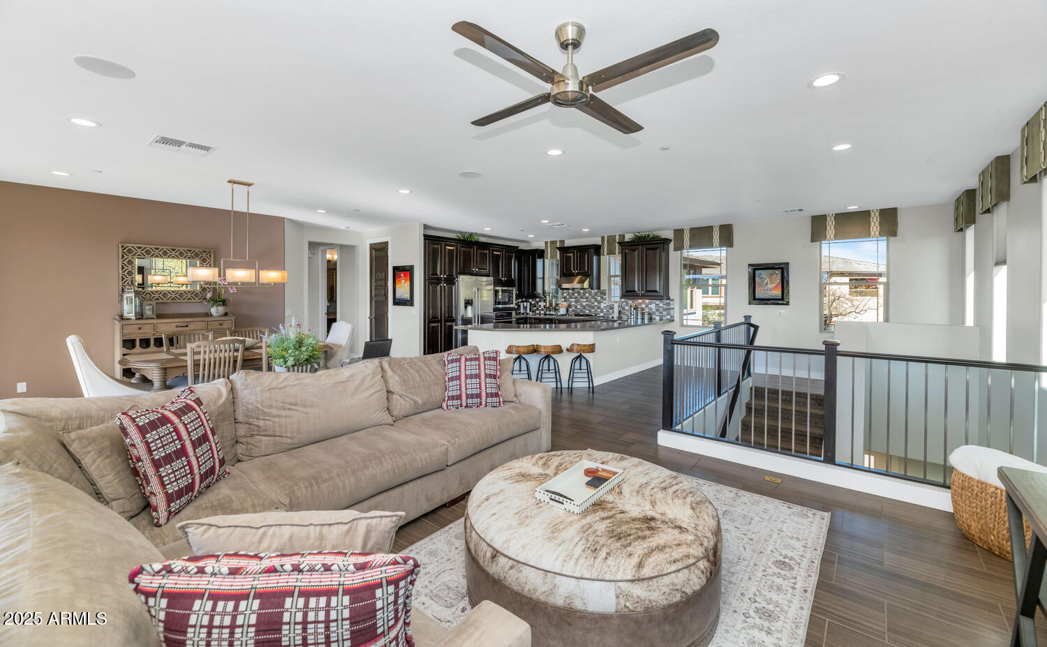 10260 E WHITE FEATHER Lane 2050