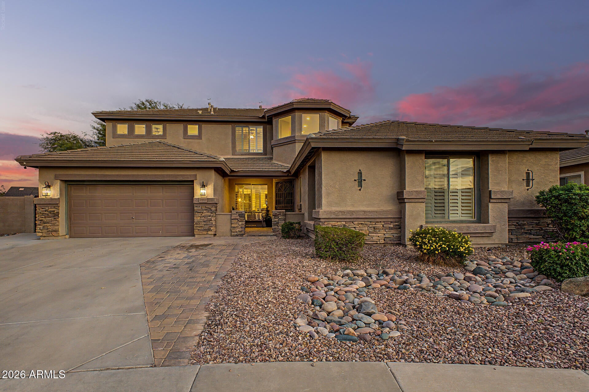 3911 E JAGUAR Avenue