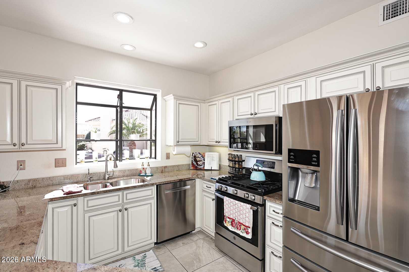 14660 W YOSEMITE Drive