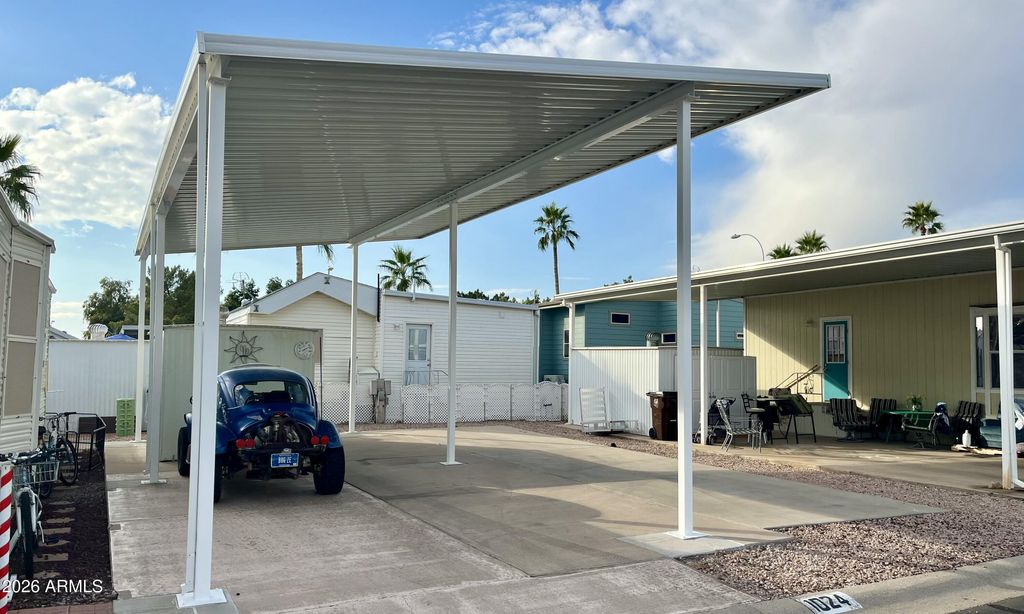 Photo of 1024 Propsector Drive #1024, Apache Junction, AZ 85119 (MLS # 6974271)