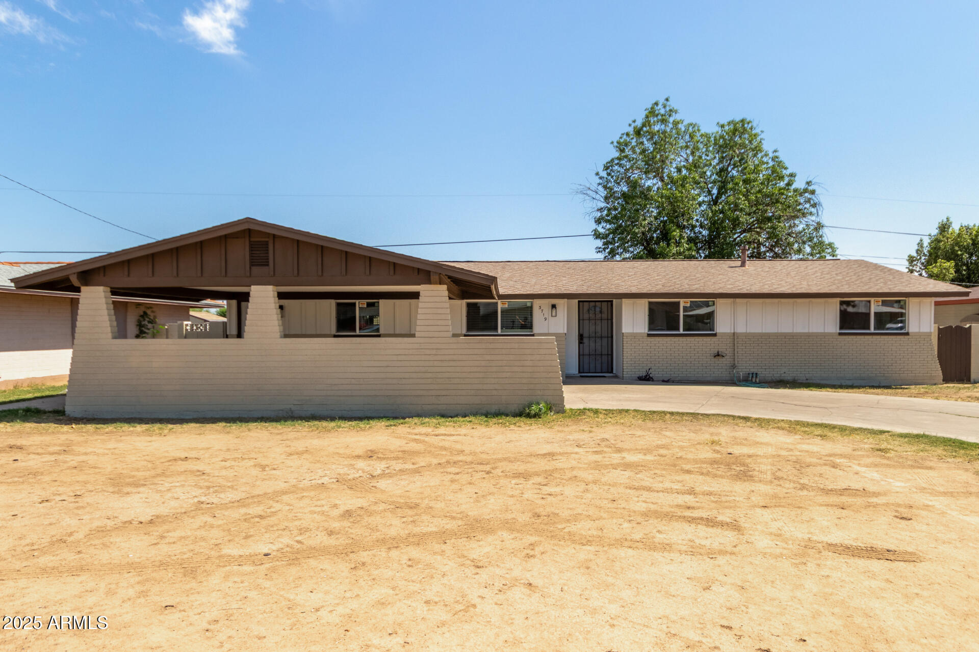 3719 W GRISWOLD Road