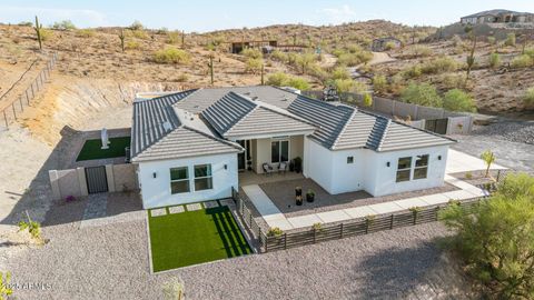3555 W HUMMINGBIRD Lane San Tan Valley AZ 85144