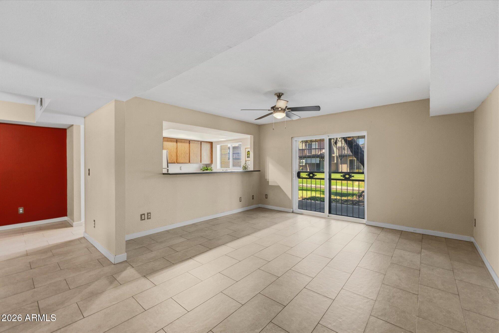 2208 W Lindner Avenue 40