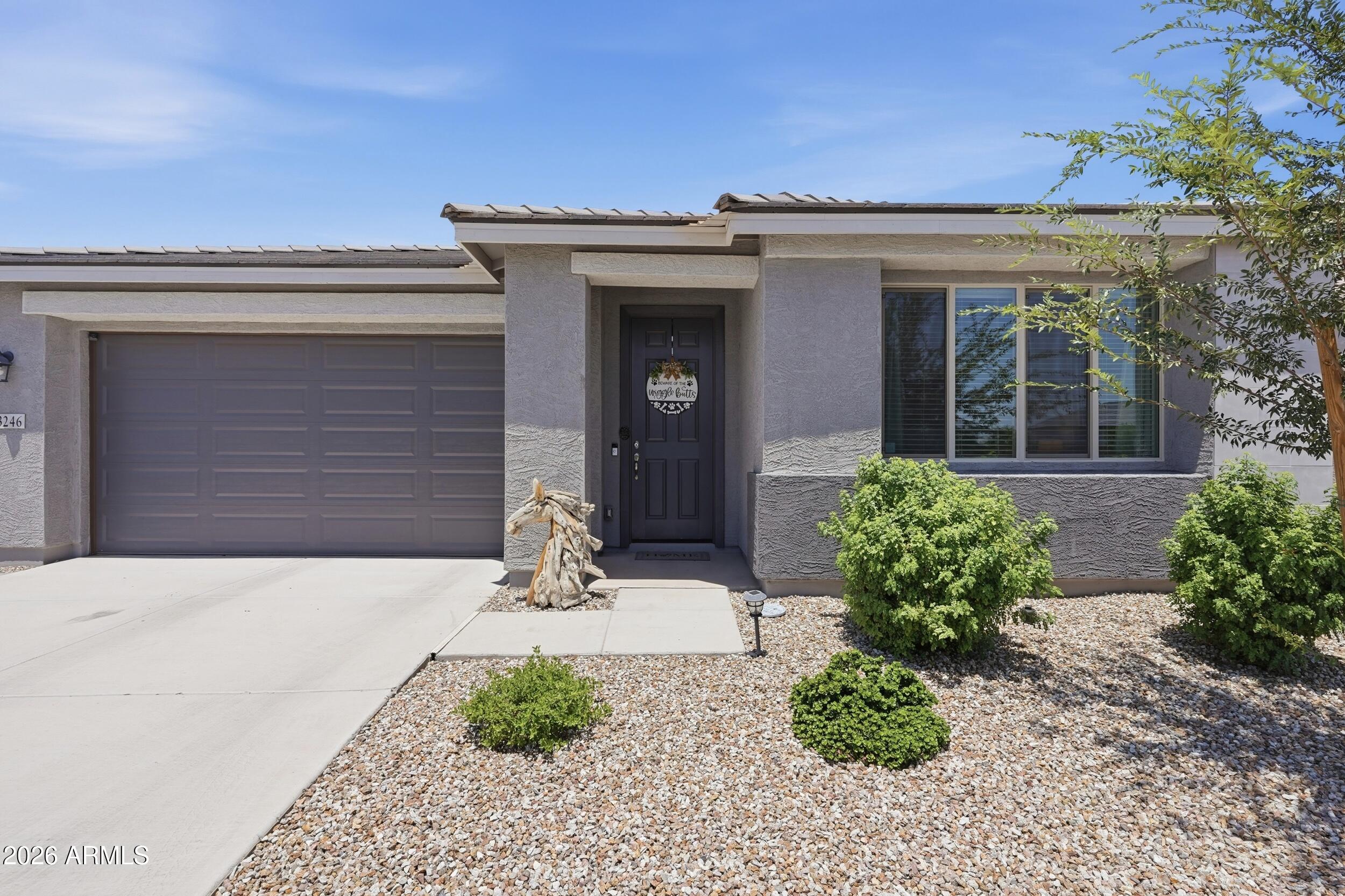 3246 E PINEAPPLE Road