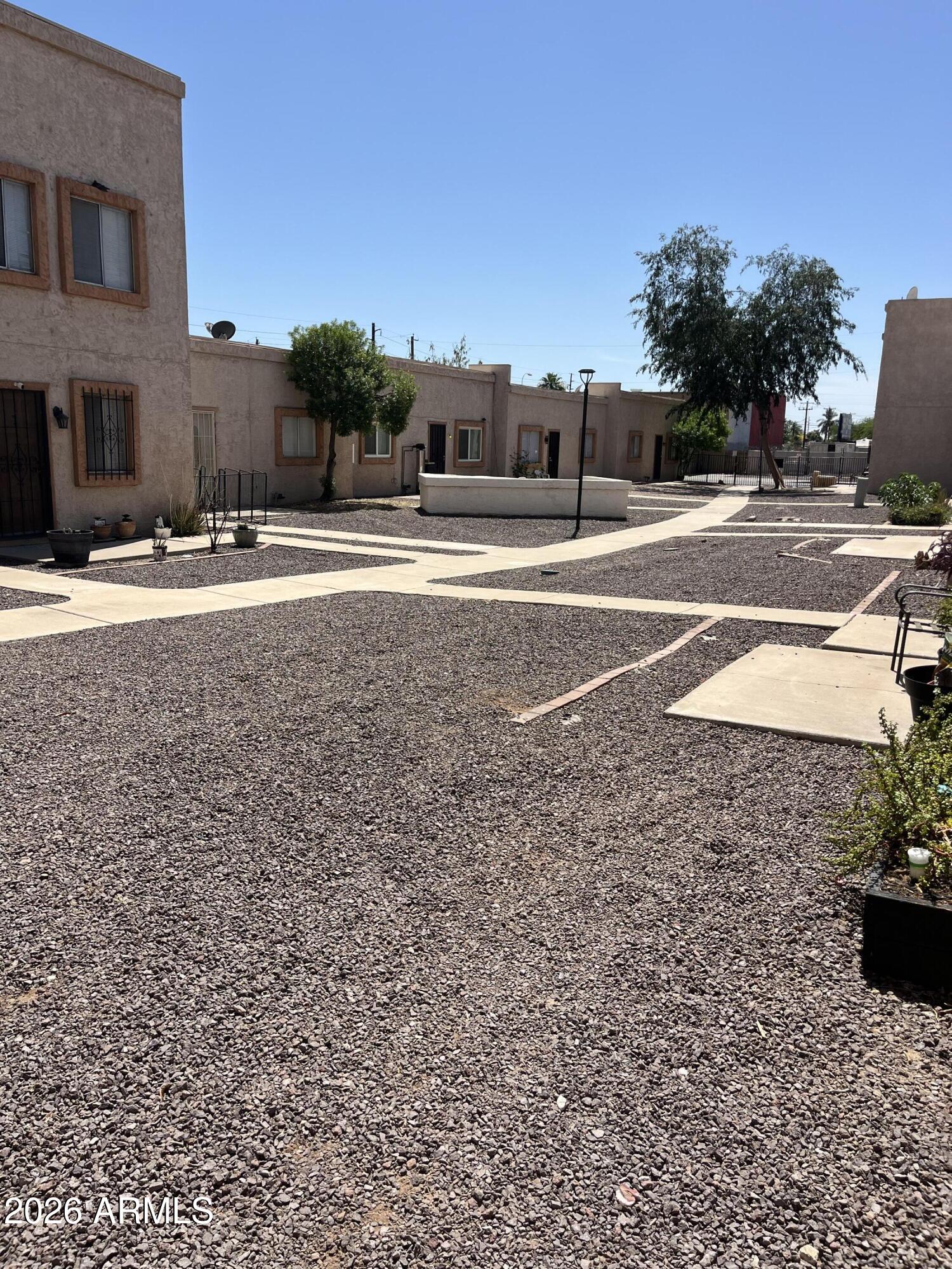 CASITA MARIE TOWNHOUSES - Residential