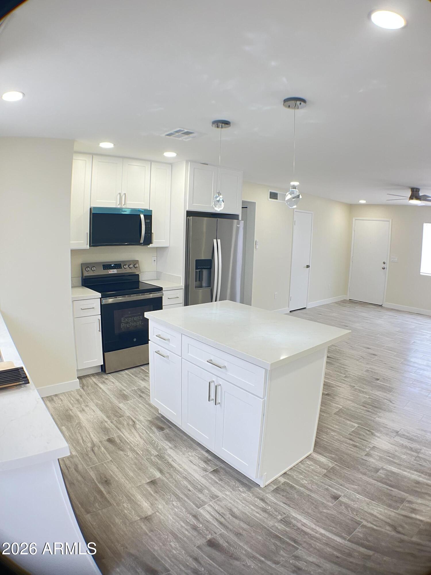 CASITA MARIE TOWNHOUSES - Residential