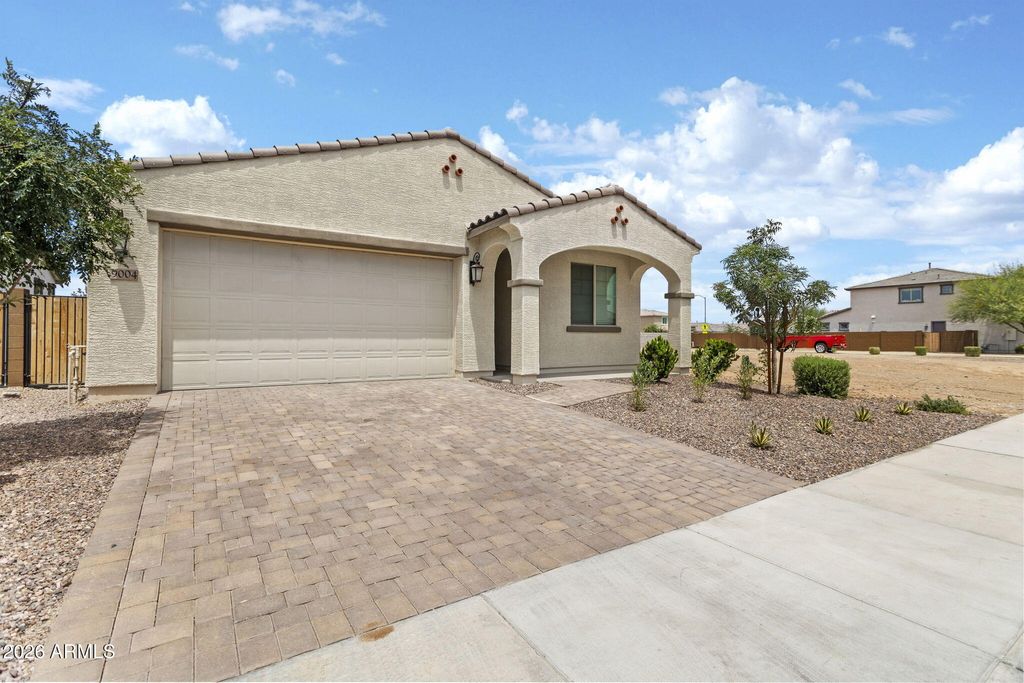 Photo of 9004 W Georgia Avenue, Glendale, AZ 85305 (MLS # 7028241)