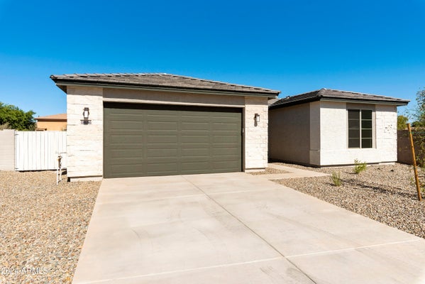 15656 W MERCER LN, SURPRISE, AZ 85379 - Image fa9be7886337cb83cb1dbf7ad664c86d/2909583557