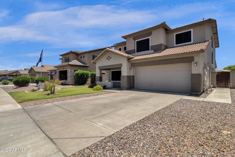 Single Family Residence in Gilbert AZ 3807 THUNDERHEART Trail.jpg