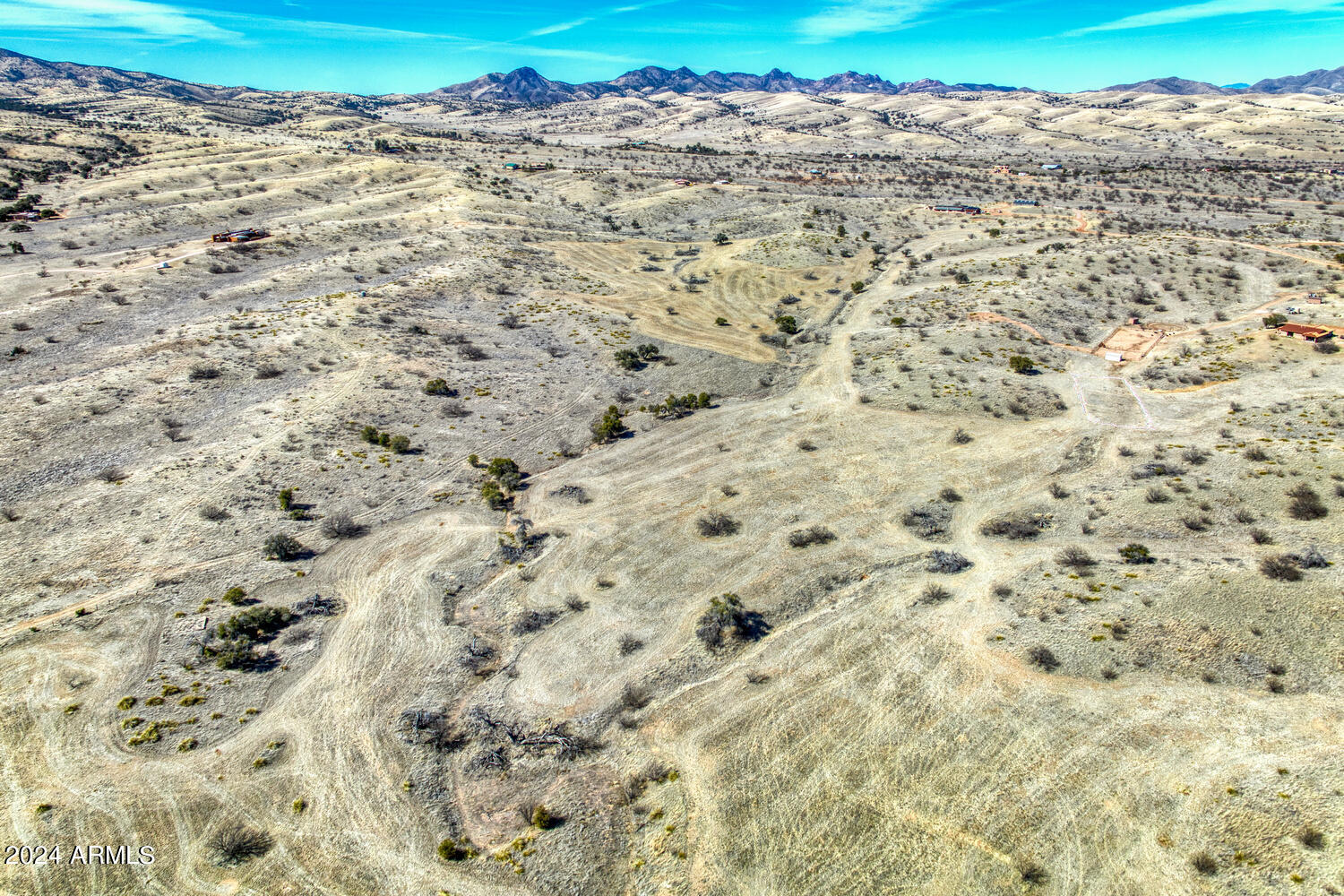 Singing Hills - Land