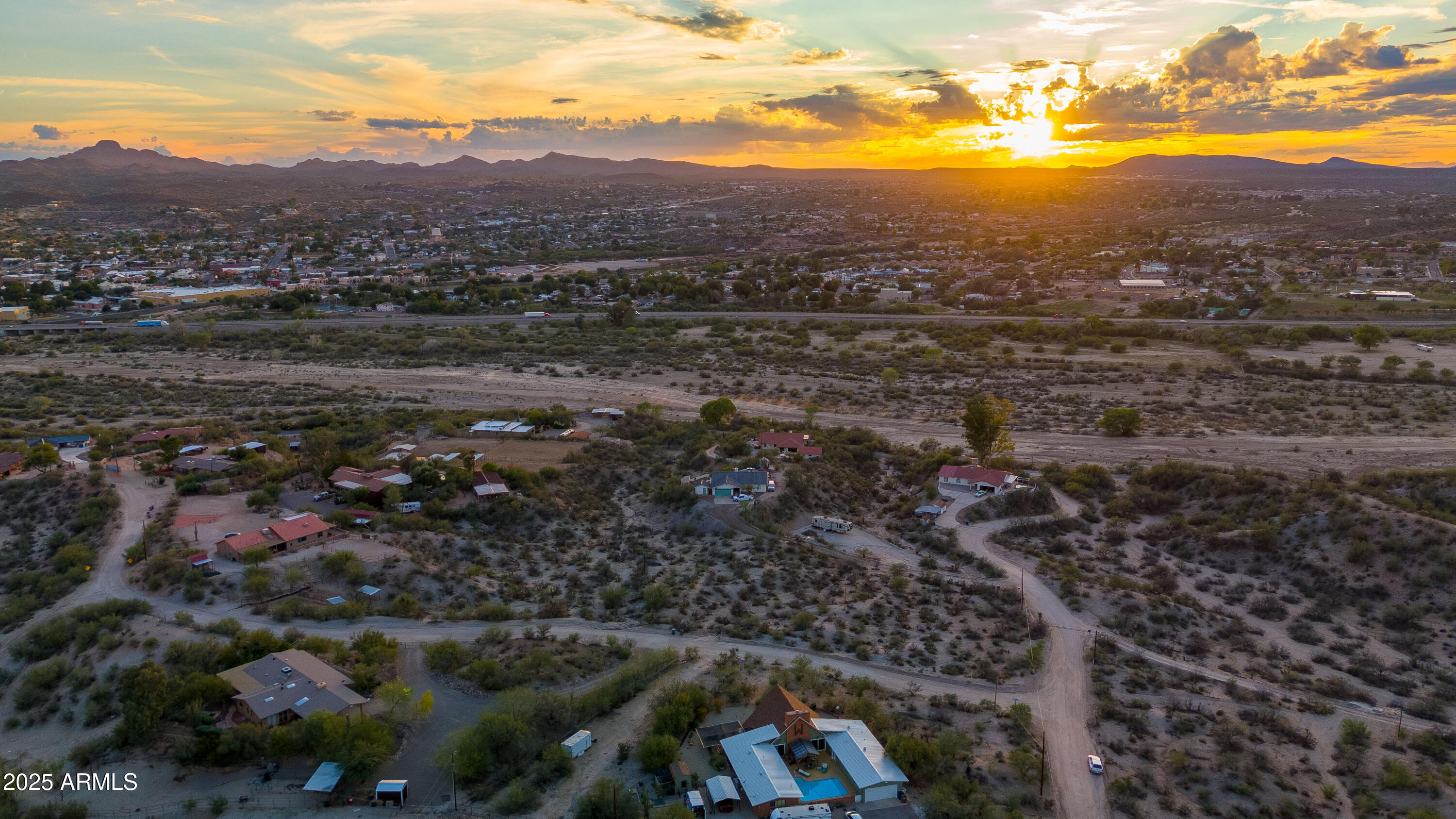 295 E THURBER Road 1