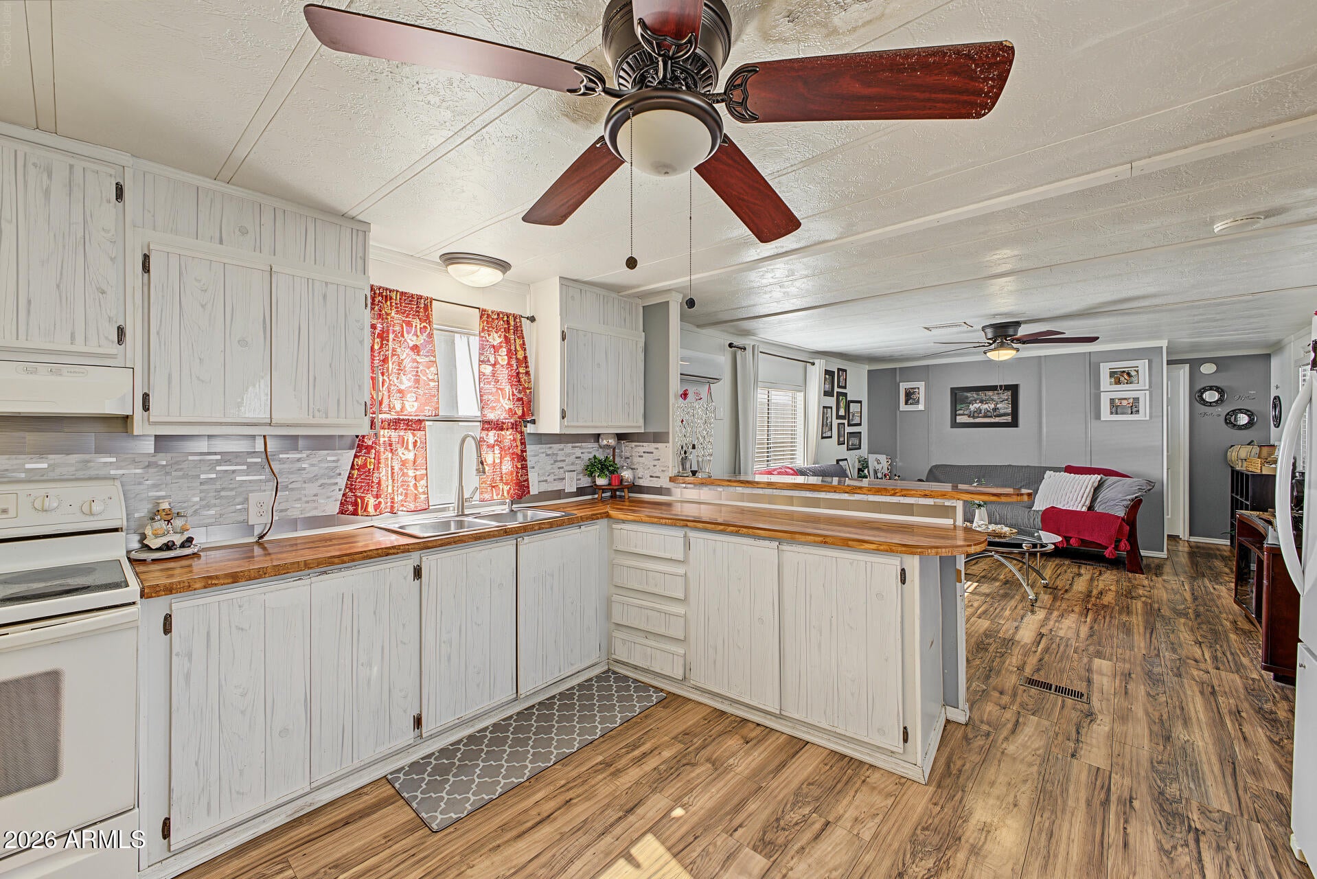 19401 N 7th Street N 125