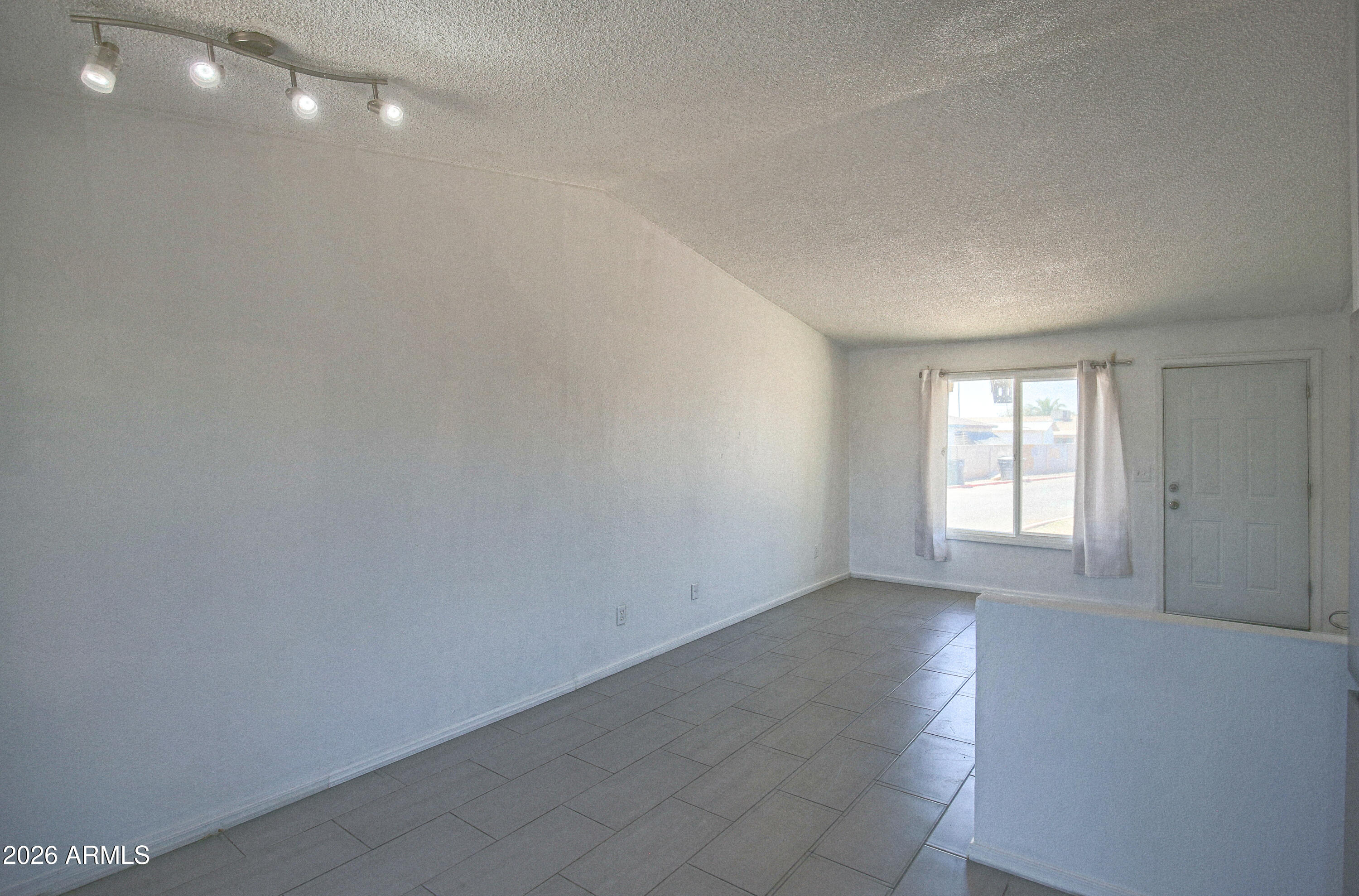 3120 N 67TH Lane 63
