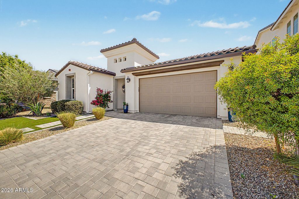 Photo of 11337 N Luckenbach Street, Surprise, AZ 85388 (MLS # 7016096)