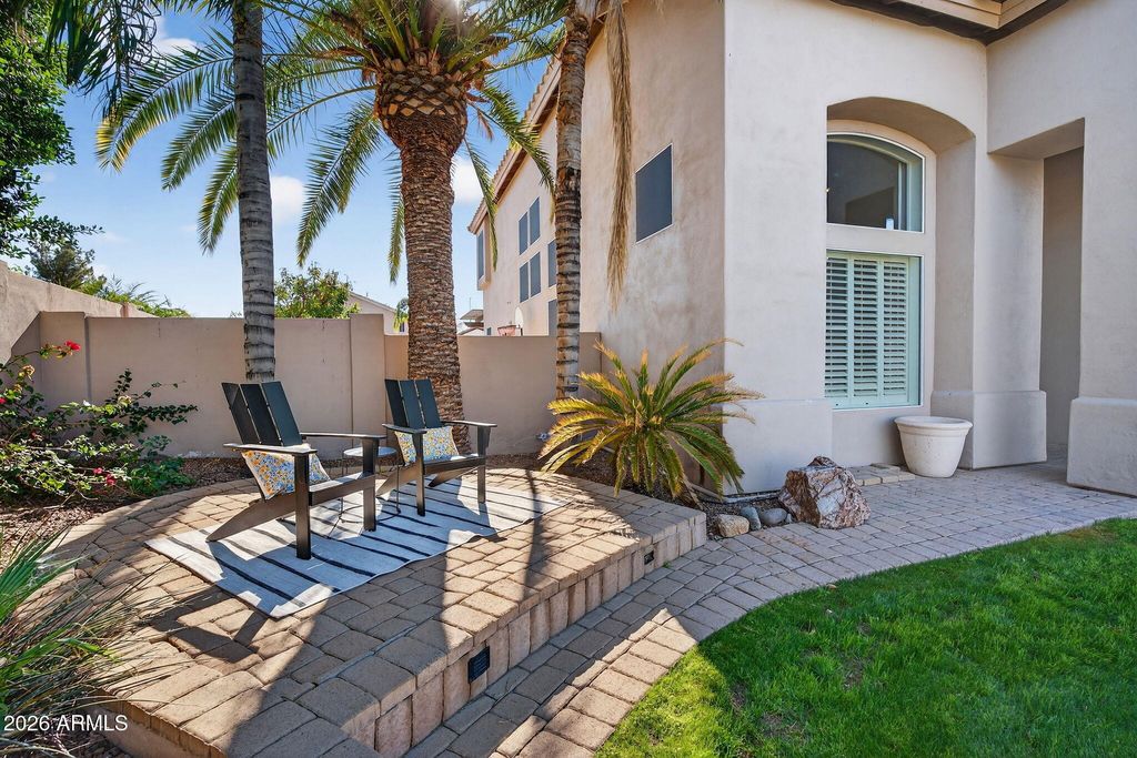 Photo of 841 W Hackberry Drive, Chandler, AZ 85248 (MLS # 6973899)