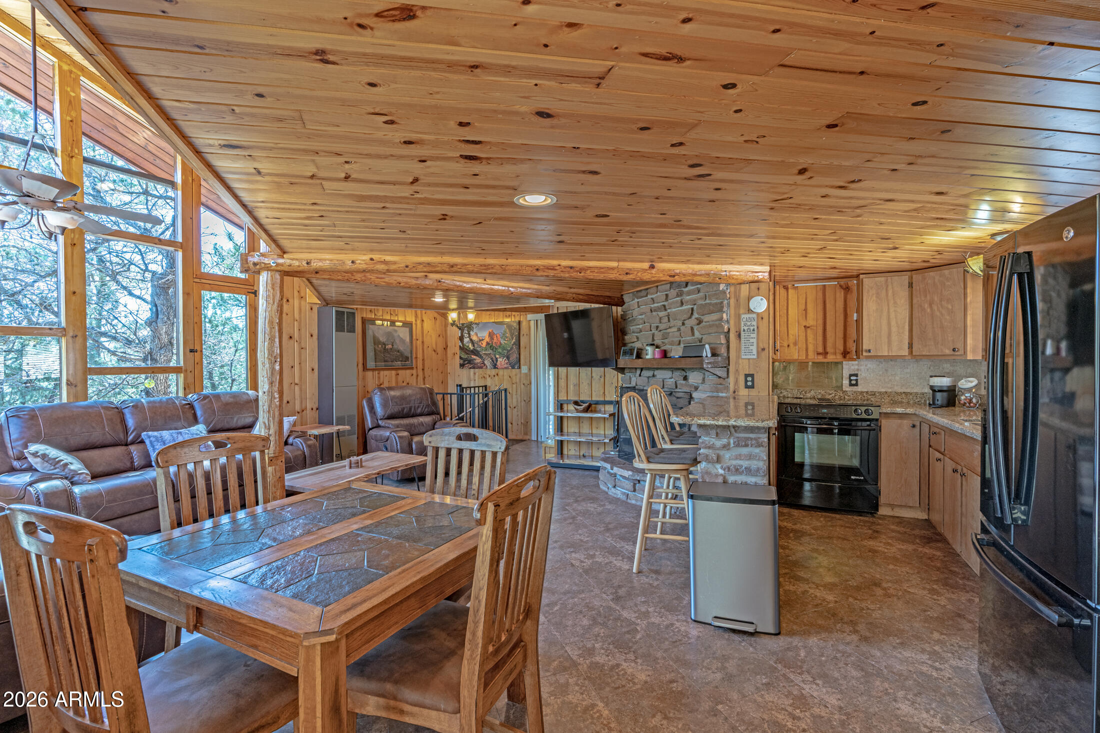 190 S GREYSTONE Circle