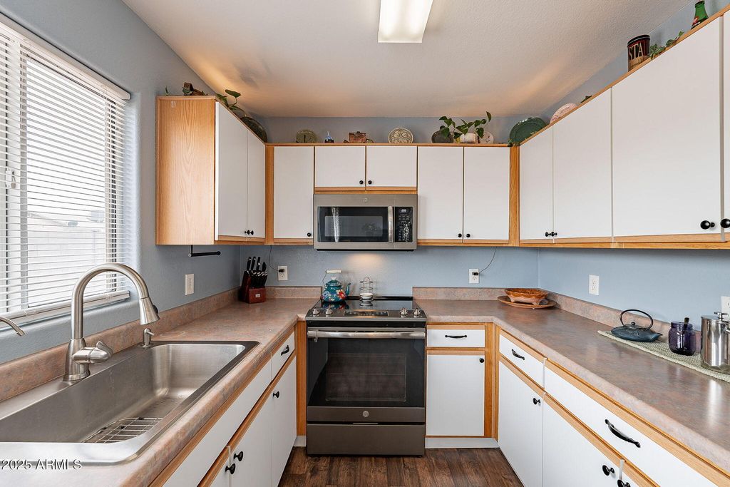 Photo of 803 W Hess Avenue, Coolidge, AZ 85128 (MLS # 6852279)