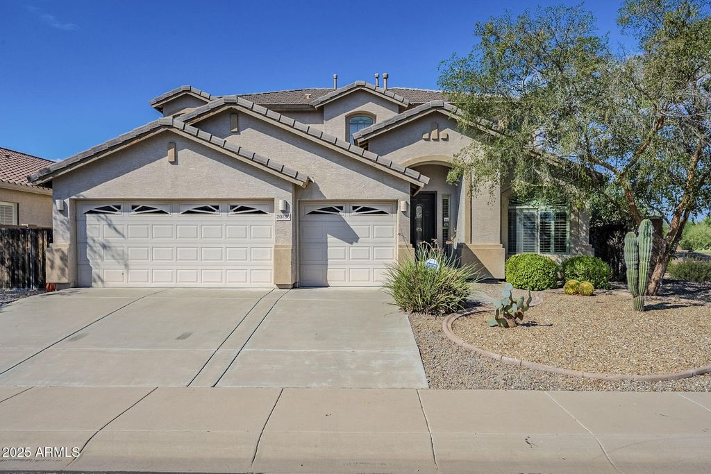 Photo of 20786 N Donithan Way, Maricopa, AZ 85138 (MLS # 6933725)