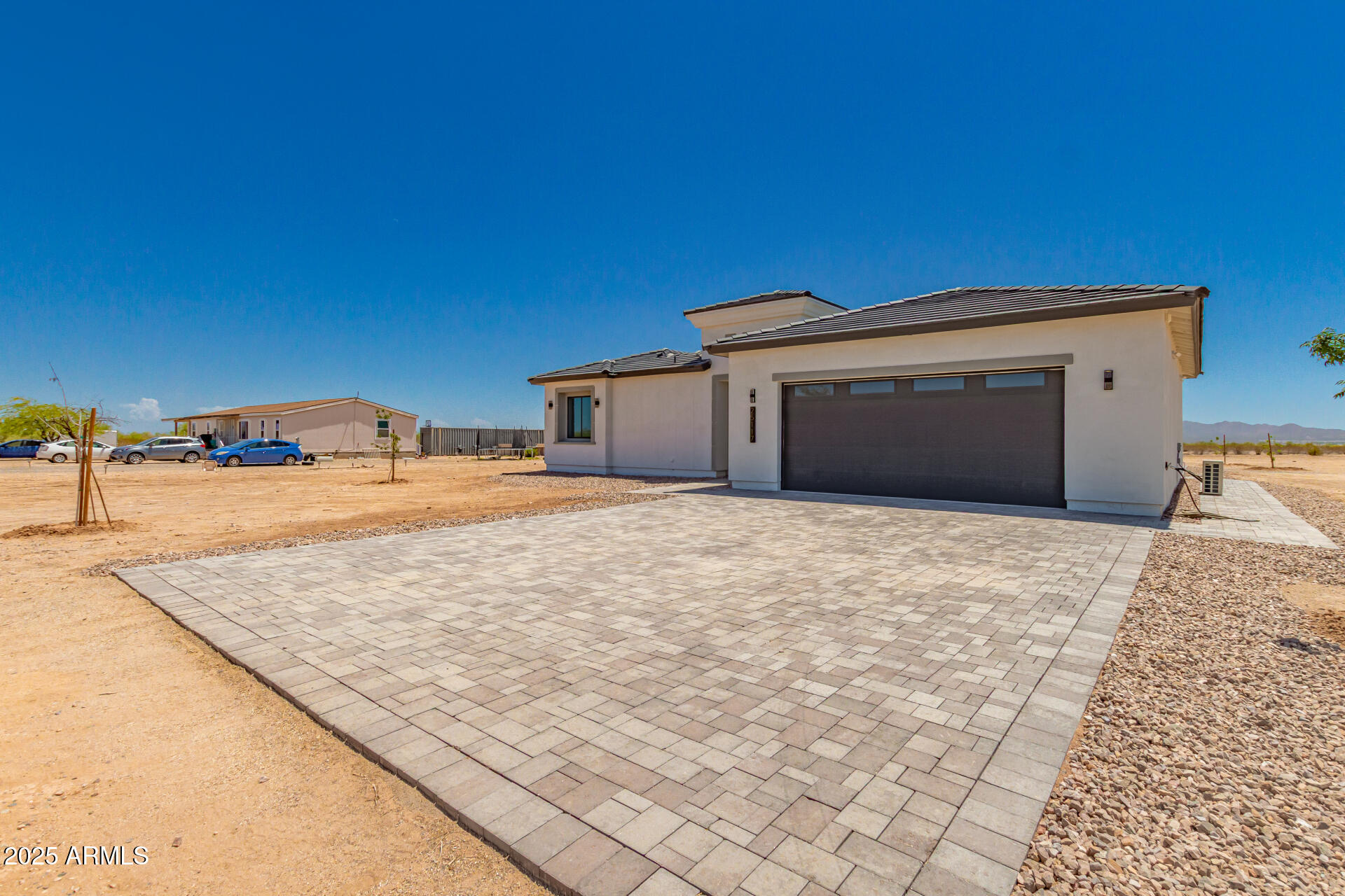 25117 W MCARTHUR Road