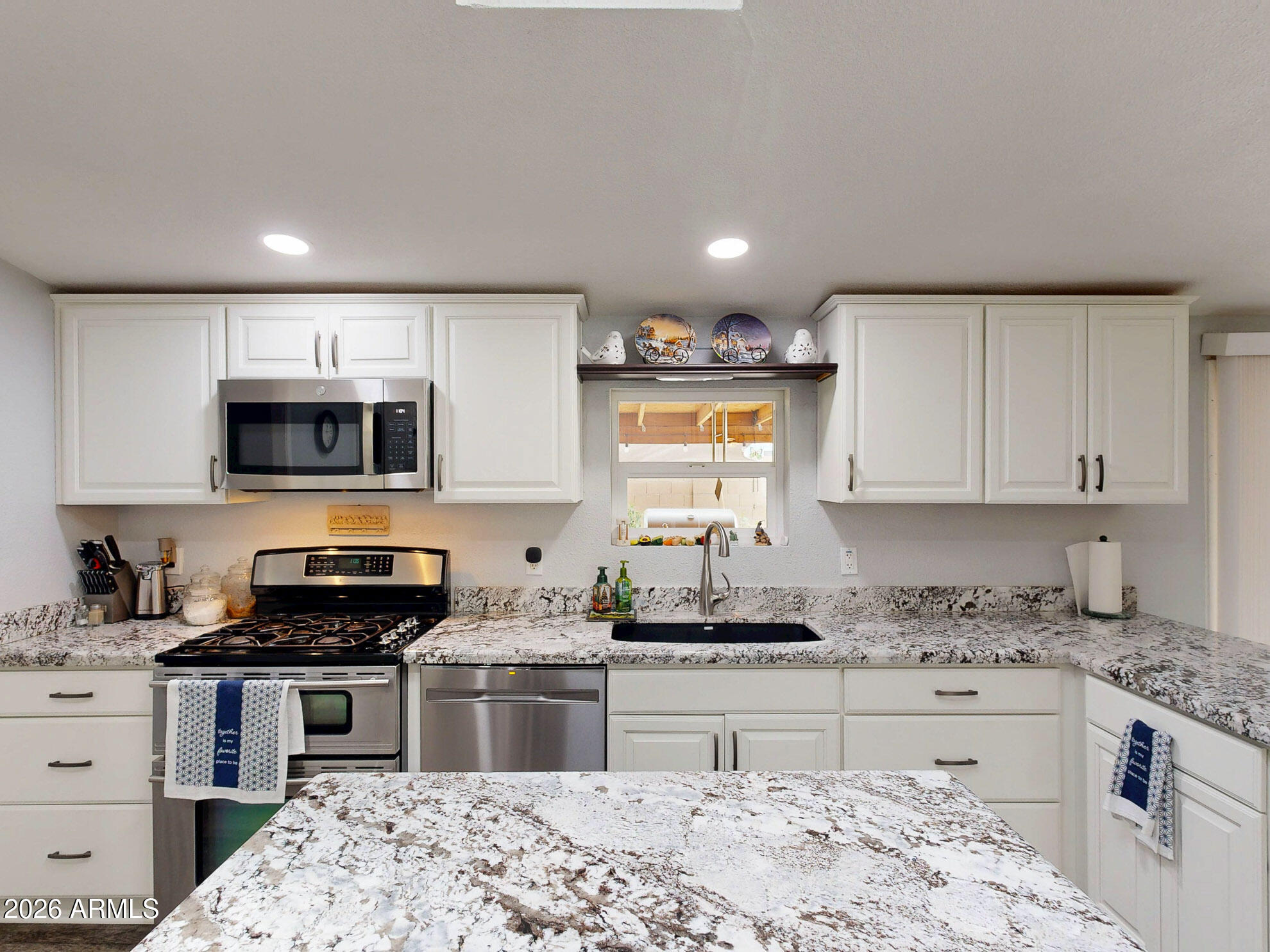 16101 N EL MIRAGE Road 395