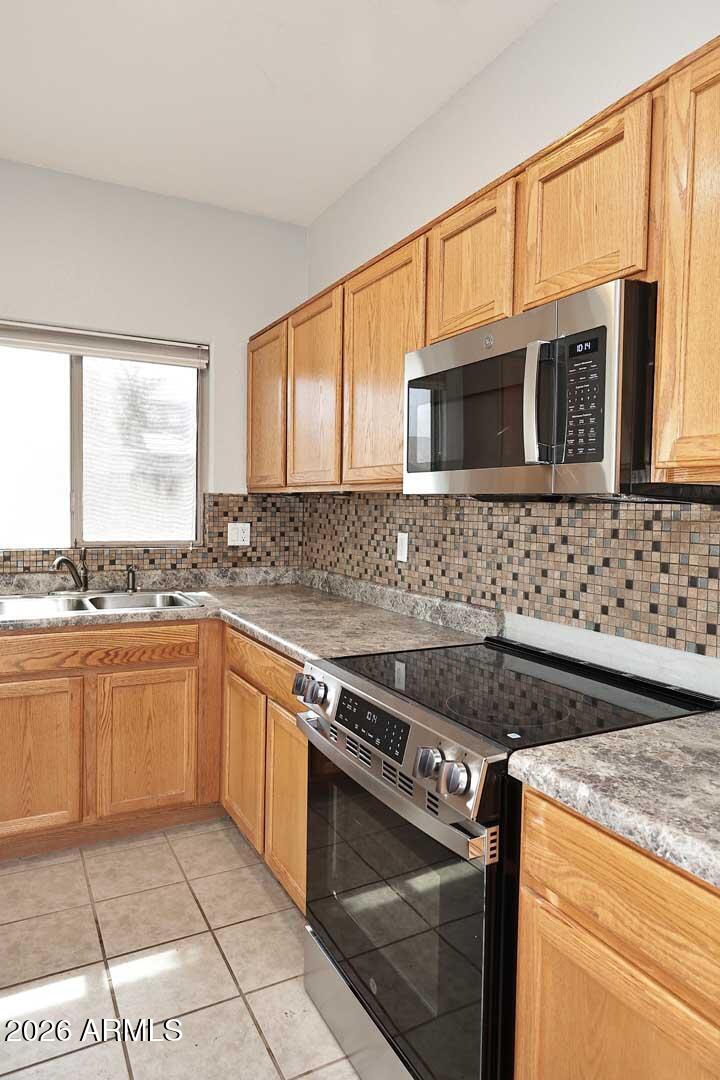 COBBLESTONE FARMS PARCEL VIII - Residential