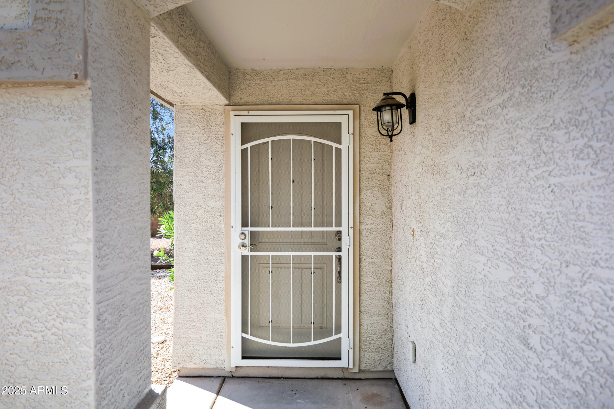 1120 S VALLEY Drive