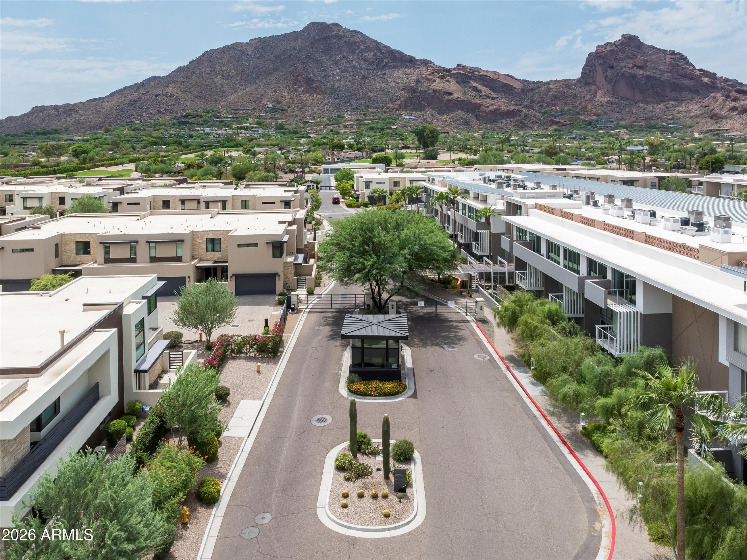 VILLAS AT MOUNTAIN SHADOWS 2 CONDOMINIUMS 2 AMD - Residential