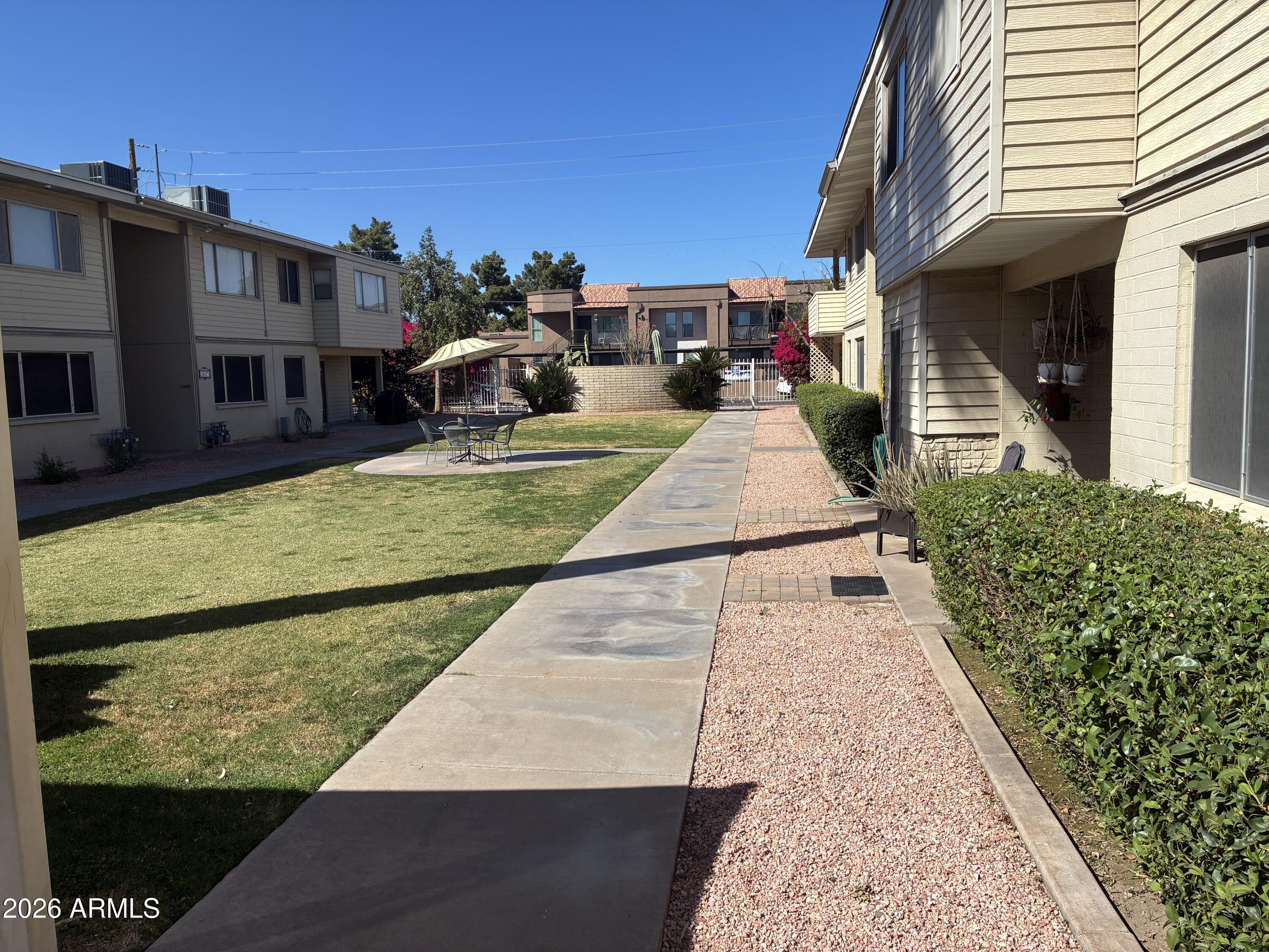 2635 W Rose Lane B-215