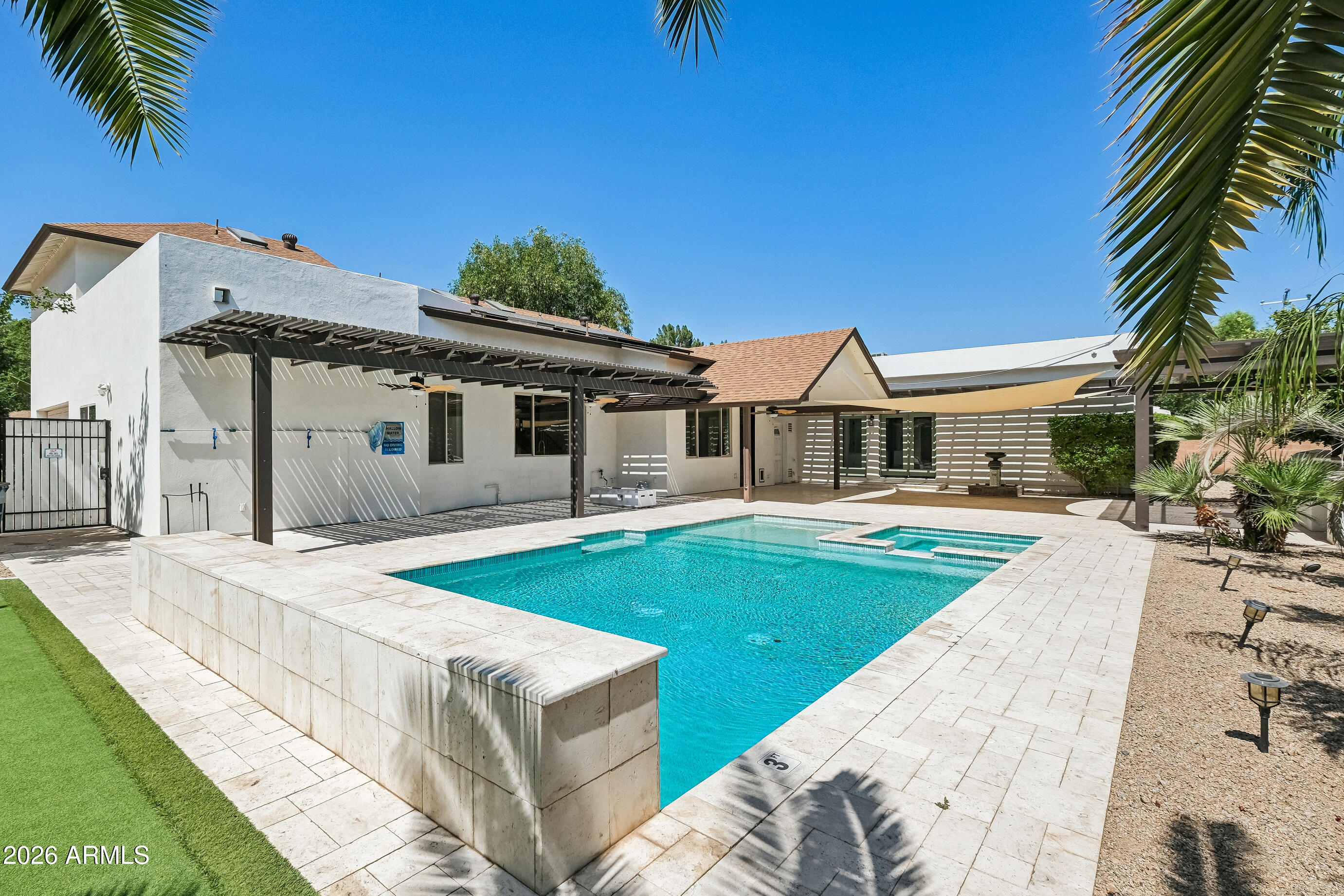 225 W ORCHID Lane
