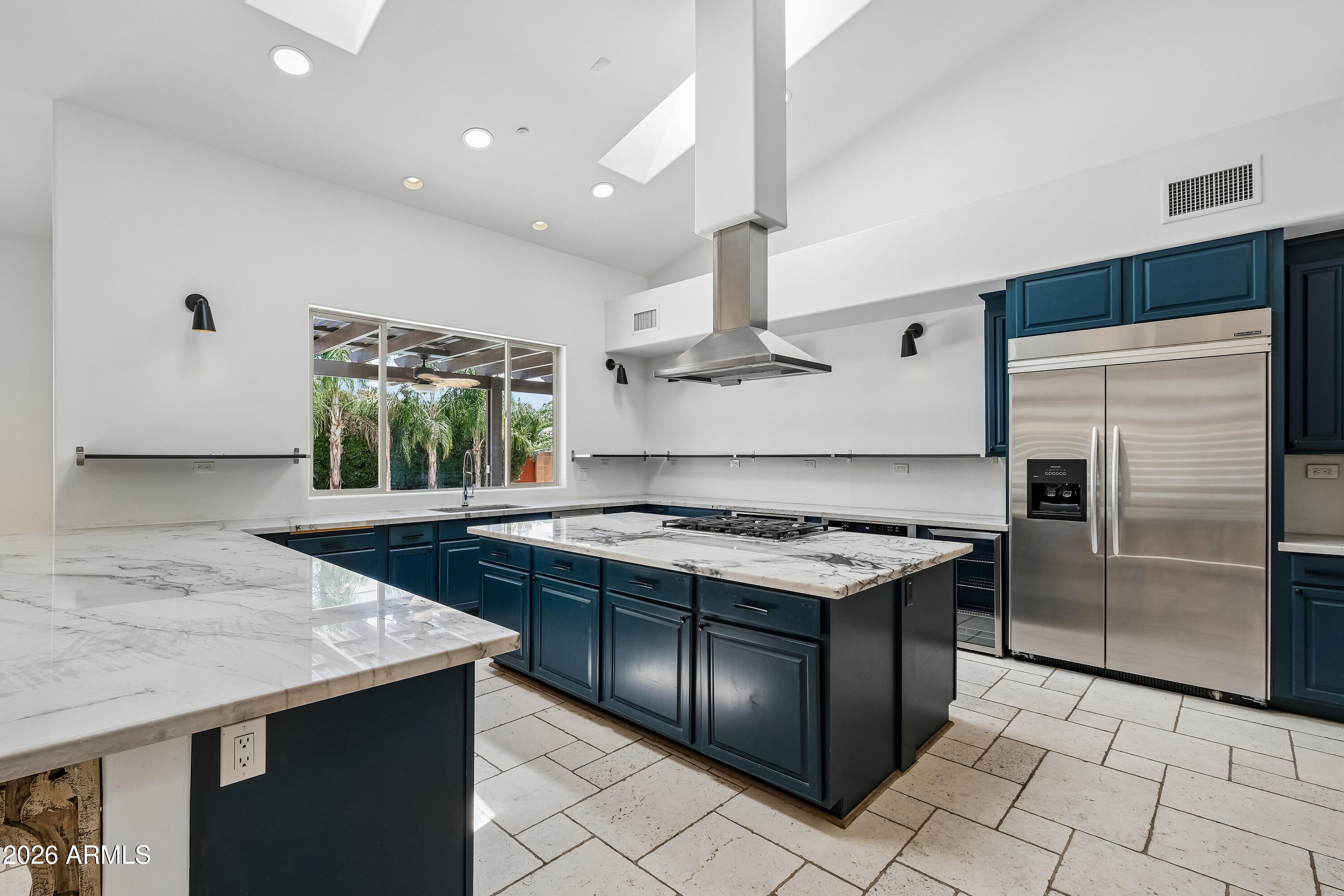 225 W ORCHID Lane