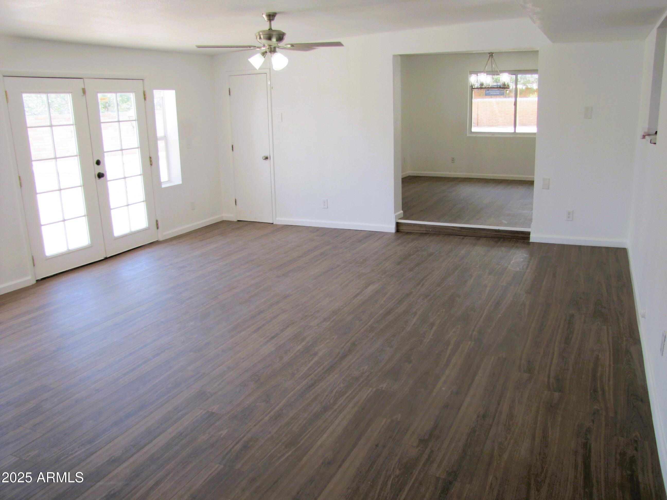 VILLAGE MEADOWS ESTATES - Residential Lease