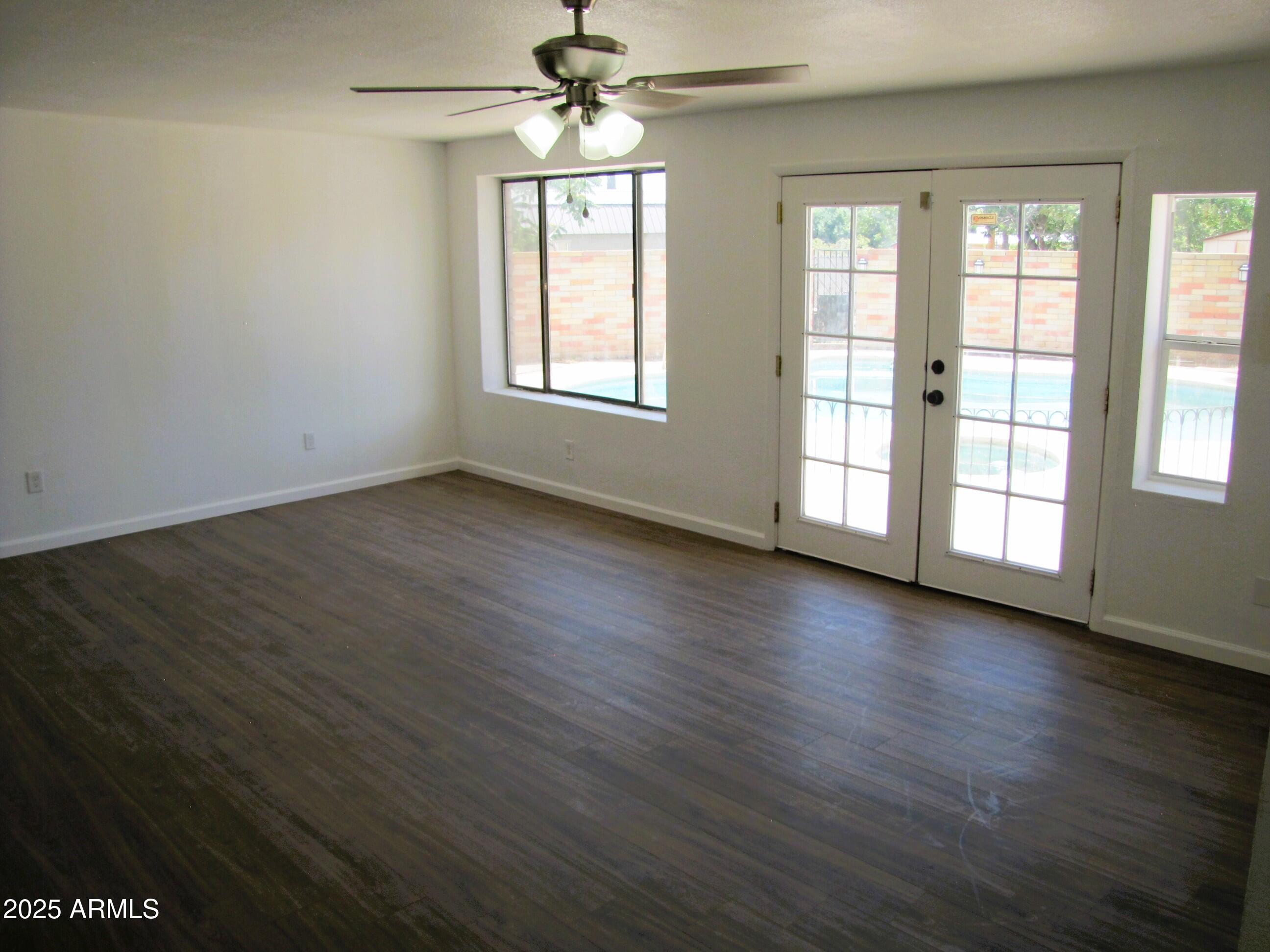VILLAGE MEADOWS ESTATES - Residential Lease