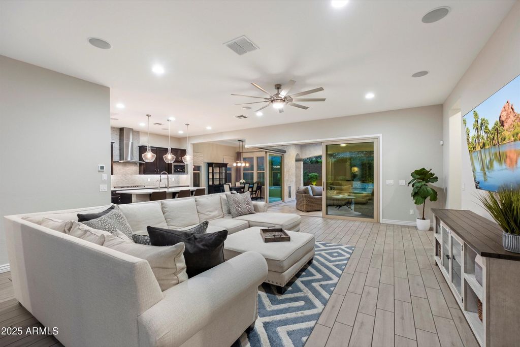 Photo of 22417 N 30th Street, Phoenix, AZ 85050 (MLS # 6934358)
