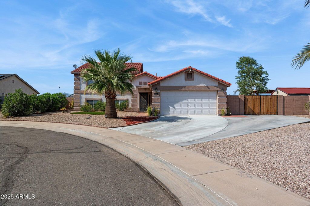 Photo of 1136 E Avenida Isabela, Casa Grande, AZ 85122 (MLS # 6909424)