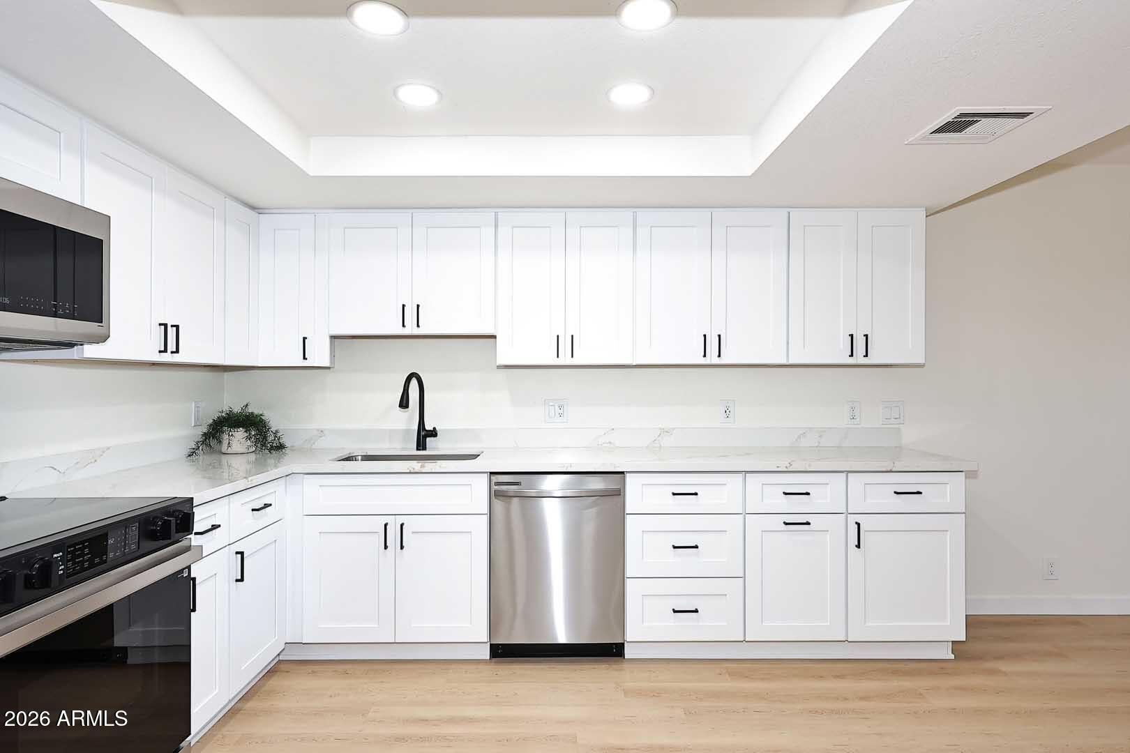7960 E CAMELBACK Road 408