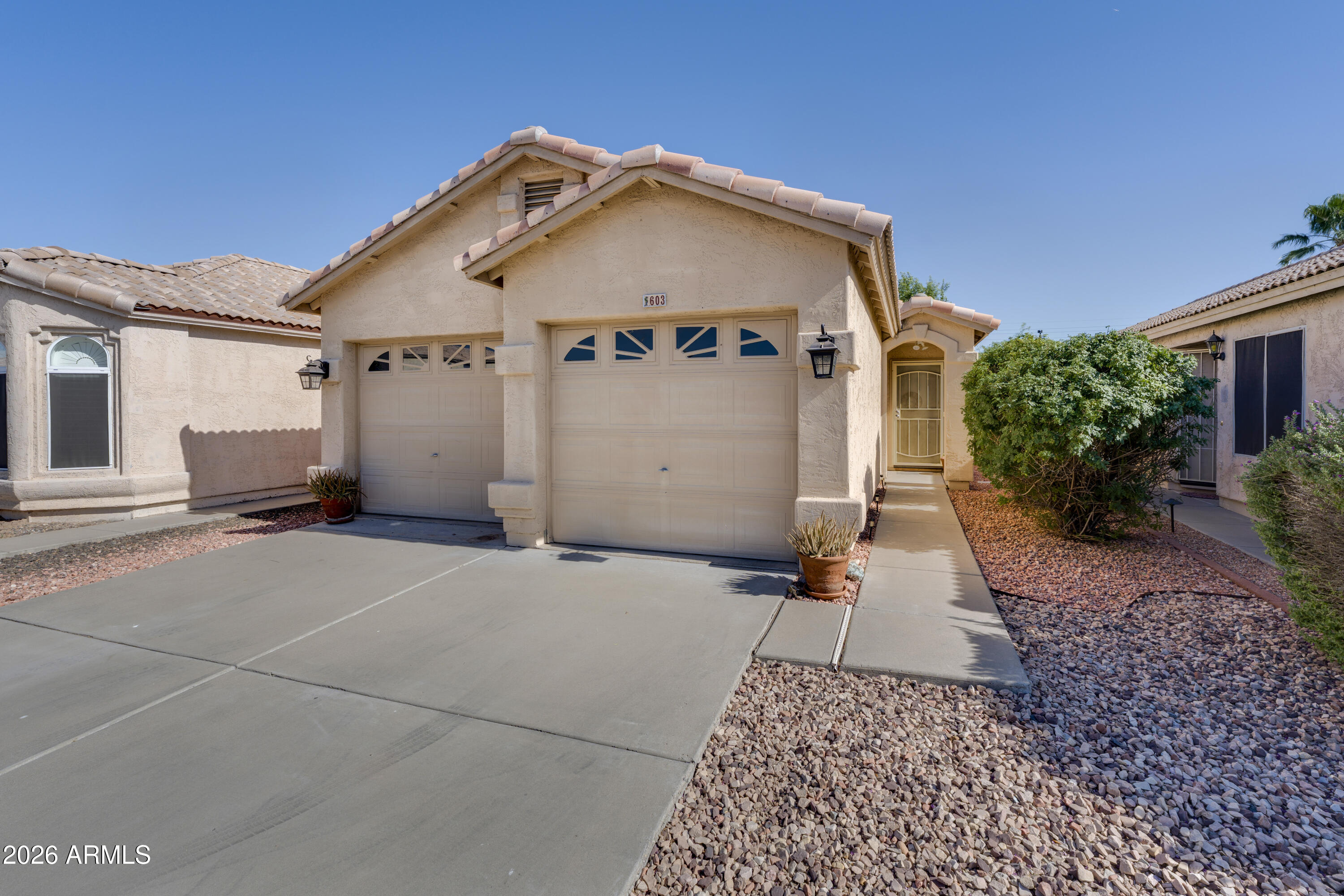 603 W MCRAE Drive