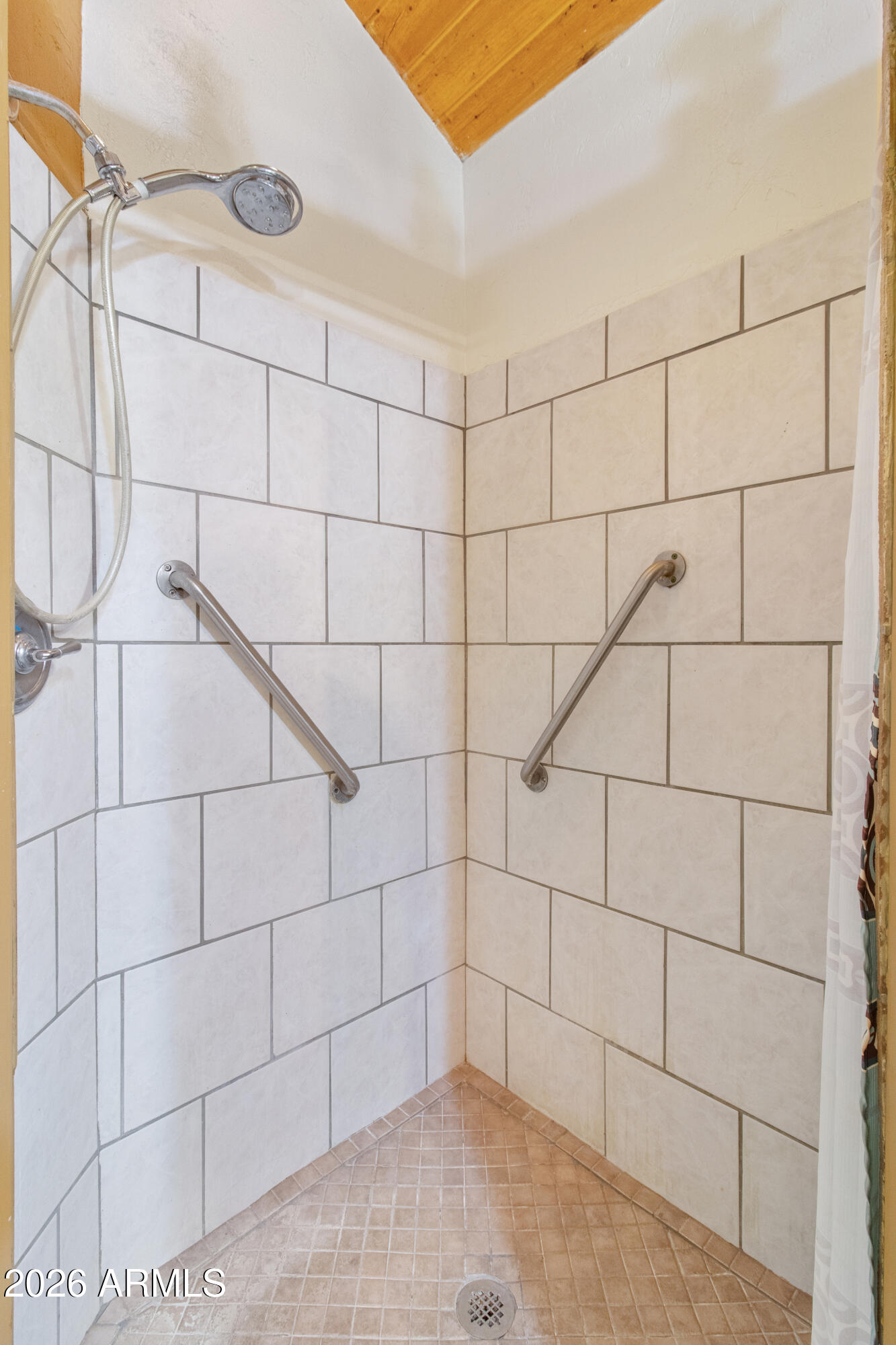 STRAWBERRY KNOLLS - Residential