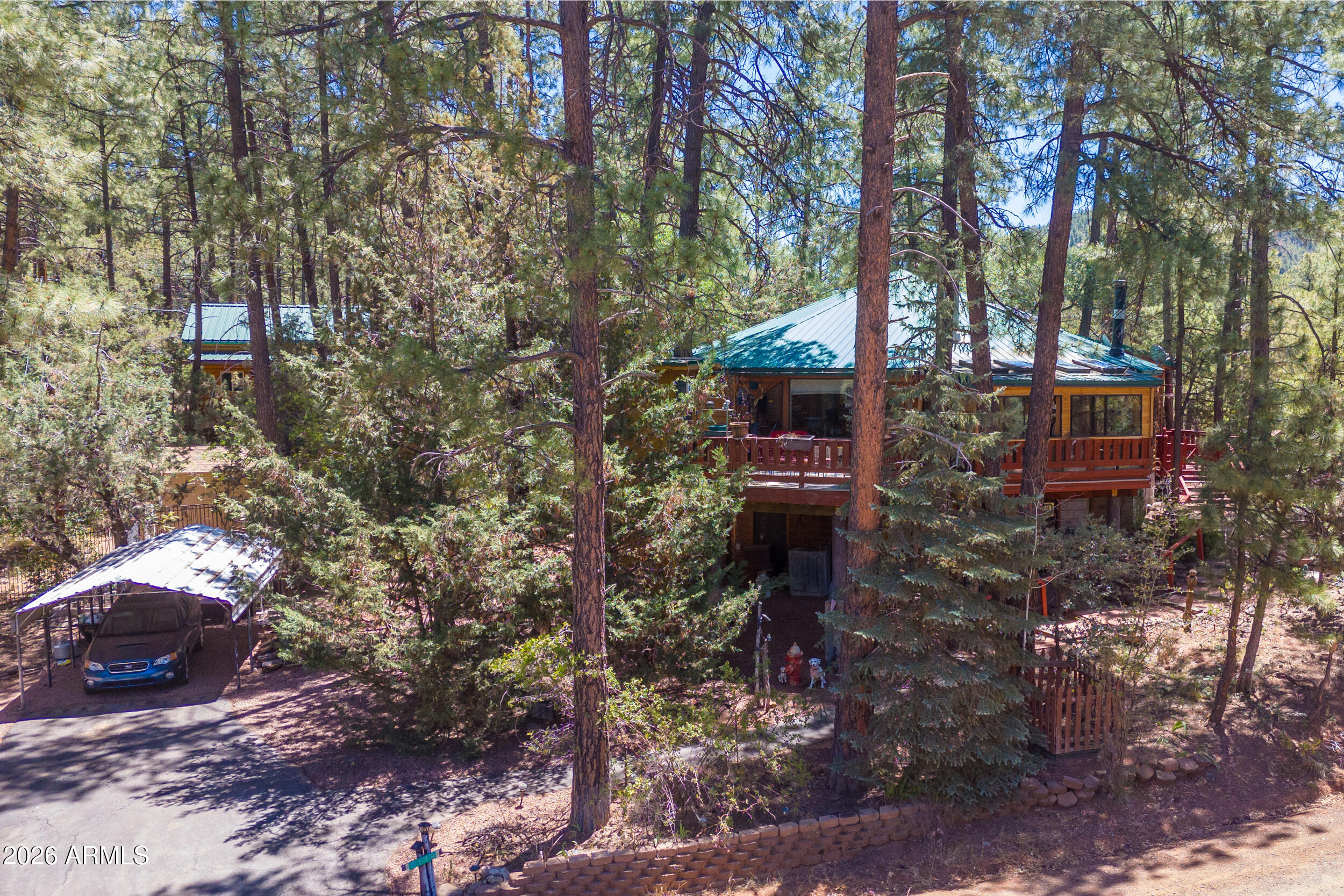STRAWBERRY KNOLLS - Residential