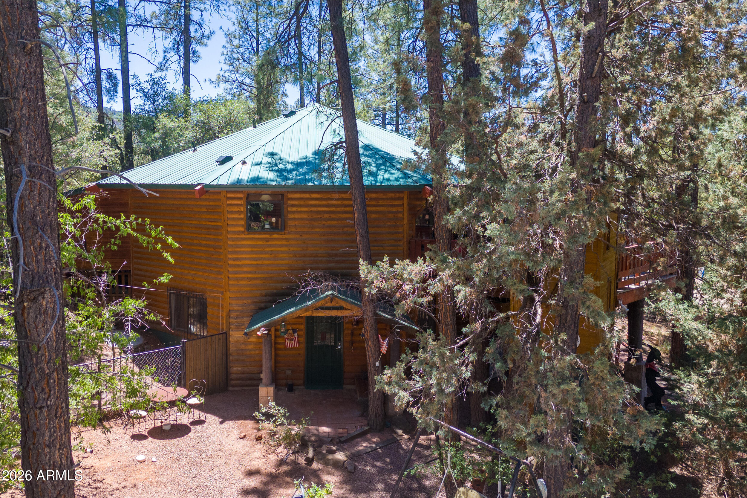 STRAWBERRY KNOLLS - Residential