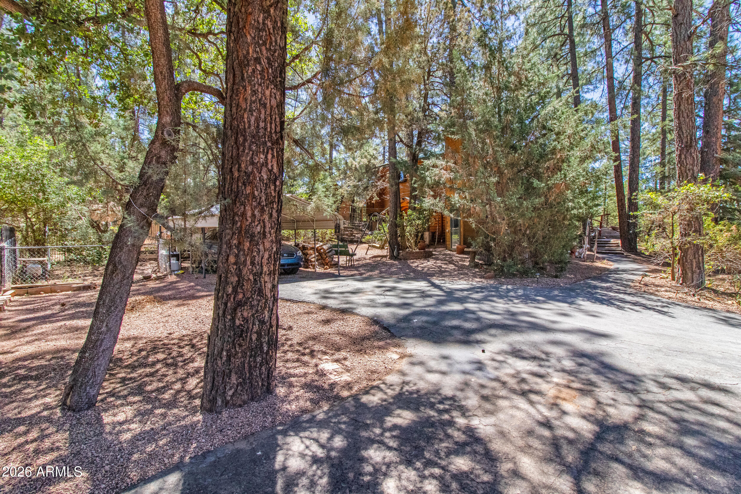 STRAWBERRY KNOLLS - Residential