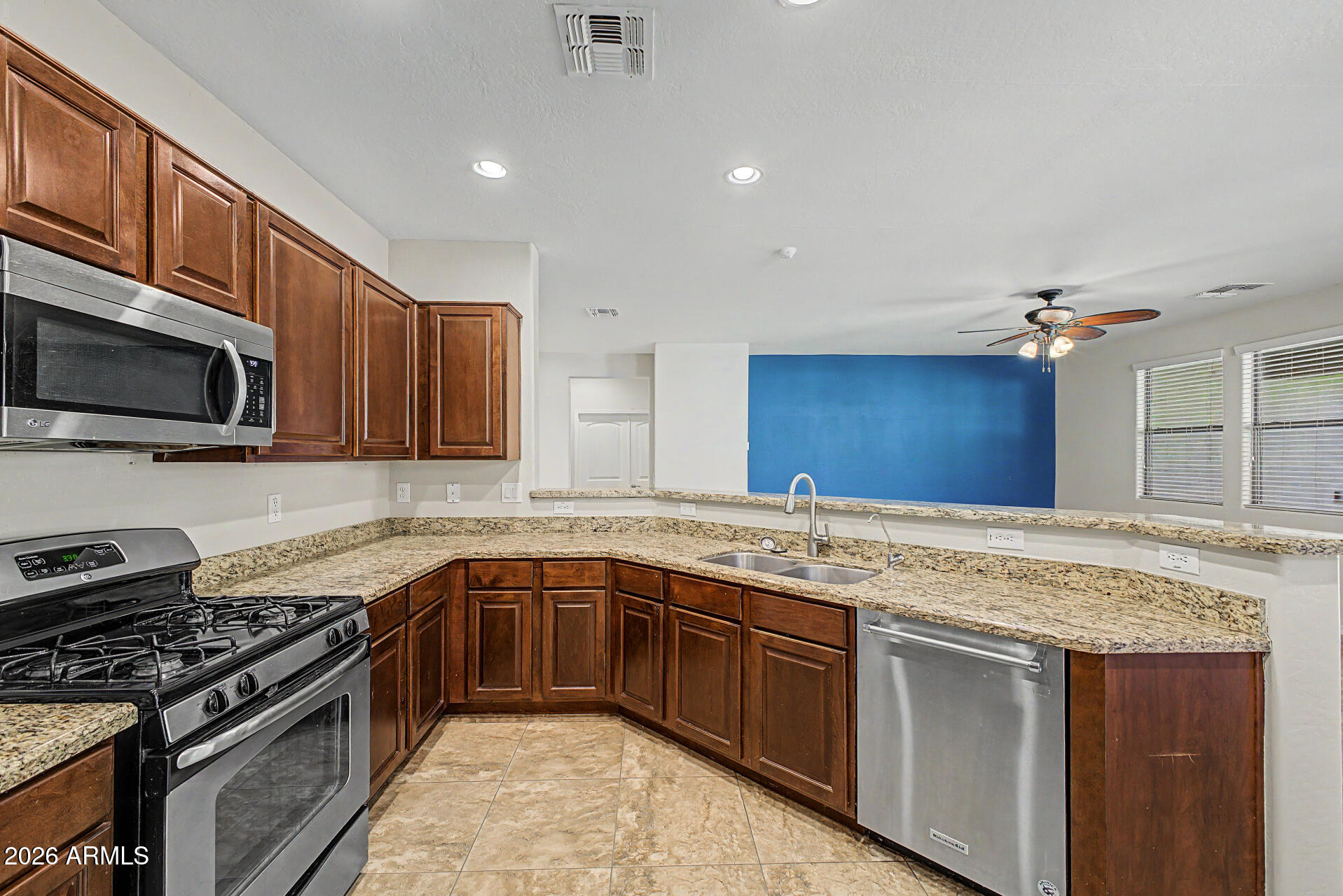 820 E Pasture Canyon Drive