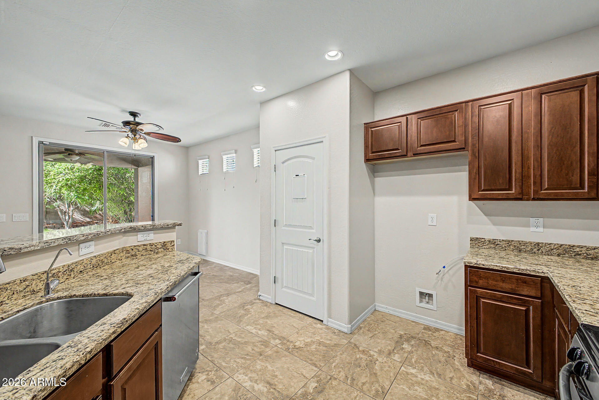 820 E Pasture Canyon Drive