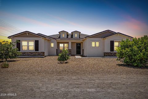 Property photo of 1789 E Lobo Street, San Tan Valley, AZ 85140